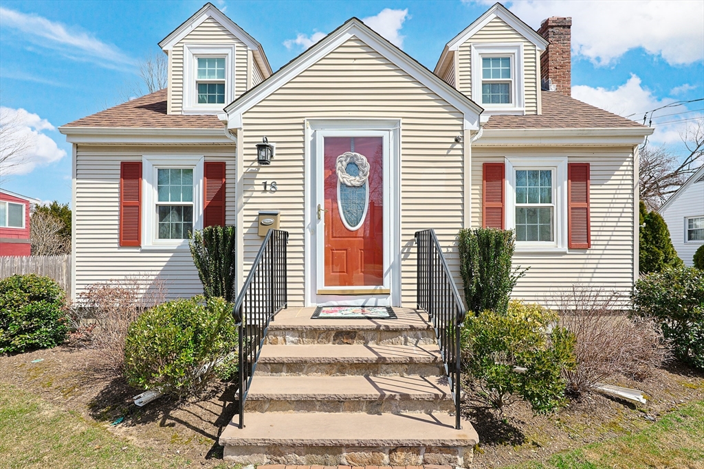 18 Circle Dr