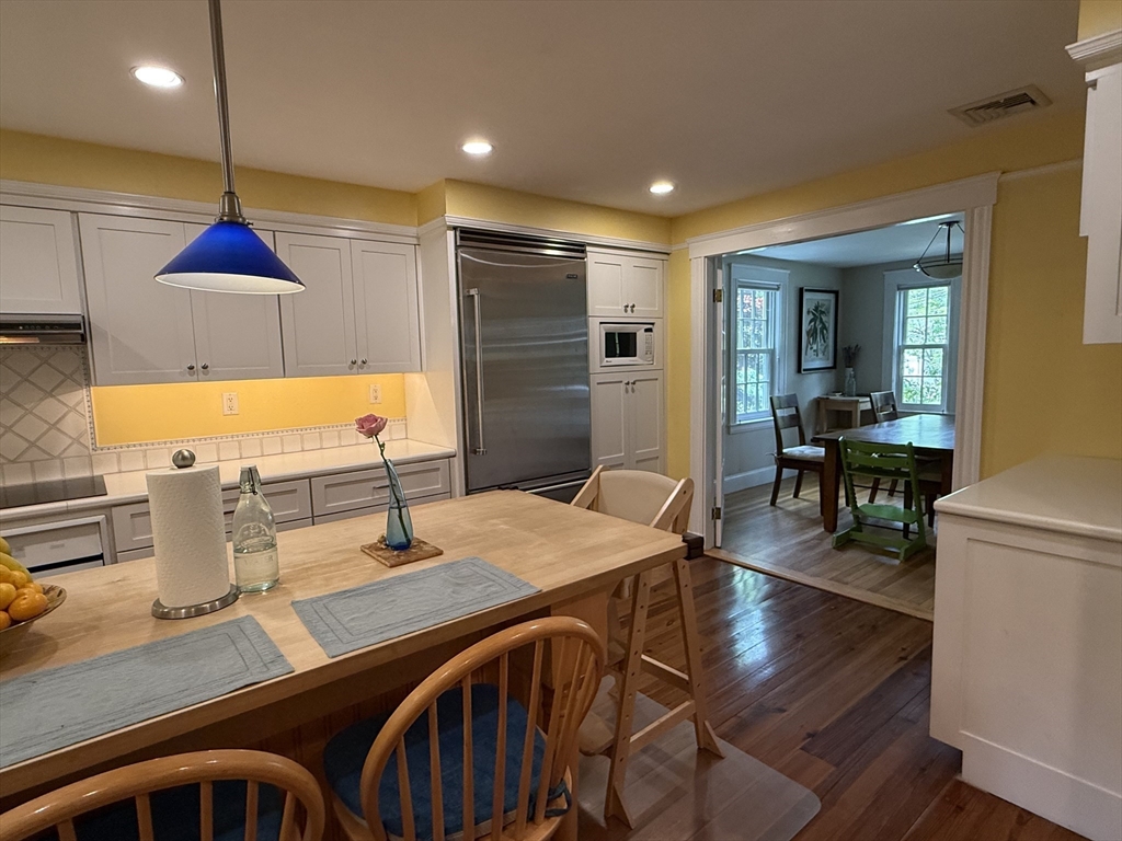 24 Beverly Rd # 24
