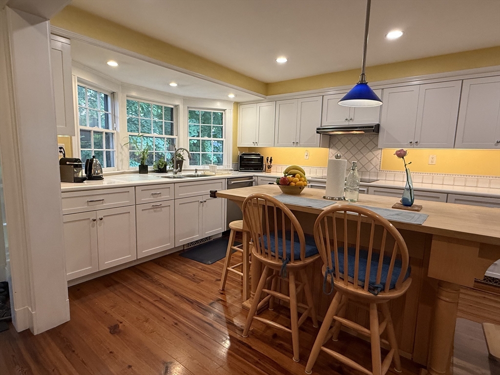 24 Beverly Rd # 24