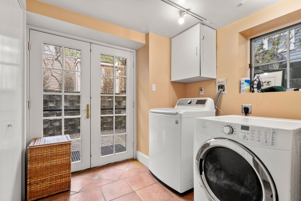 136 Appleton St Unit 1