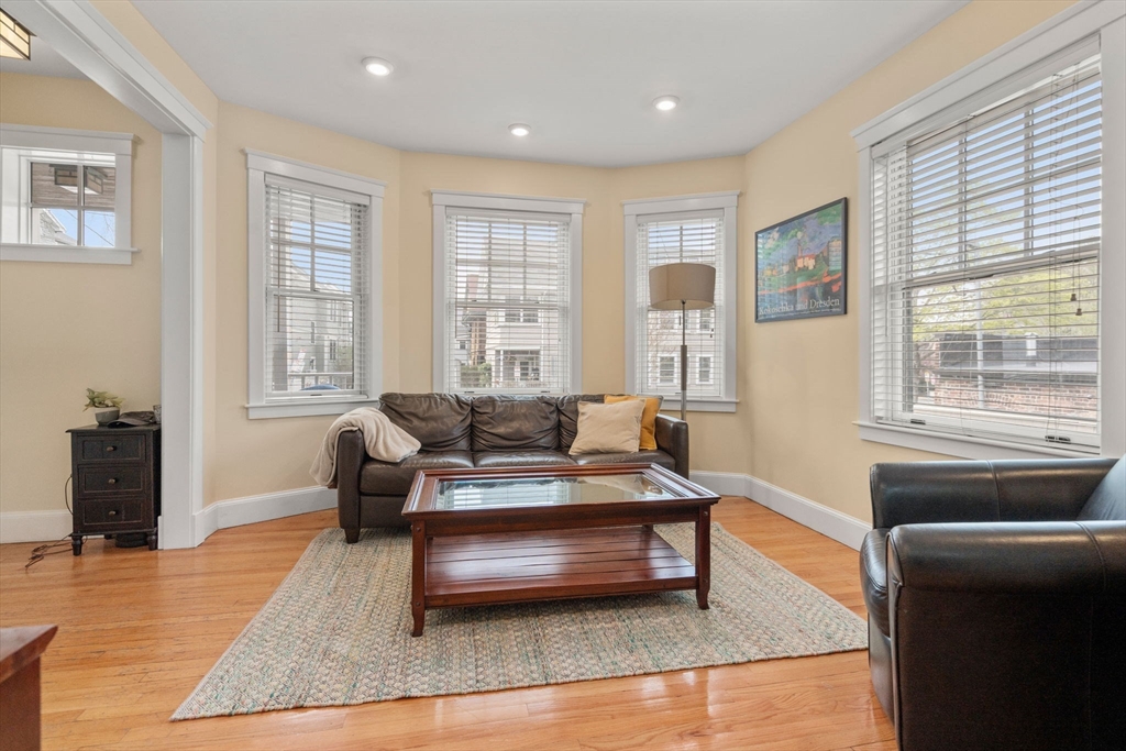 136 Appleton St Unit 1