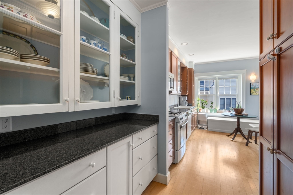 147 Fuller St # 2