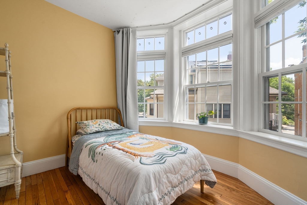 147 Fuller St # 2