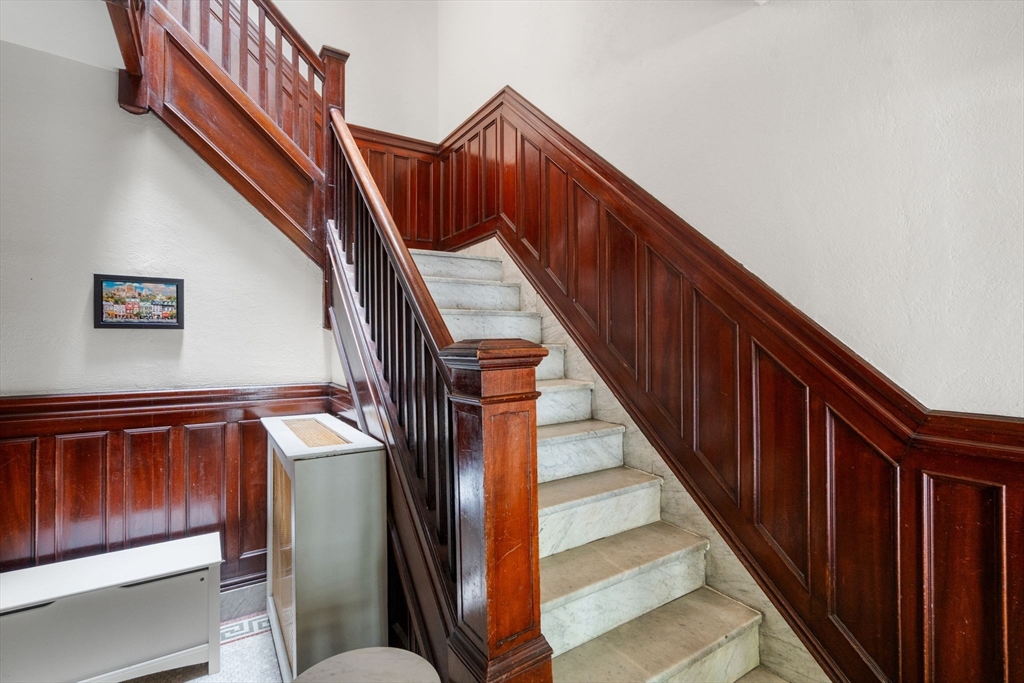 147 Fuller St # 2