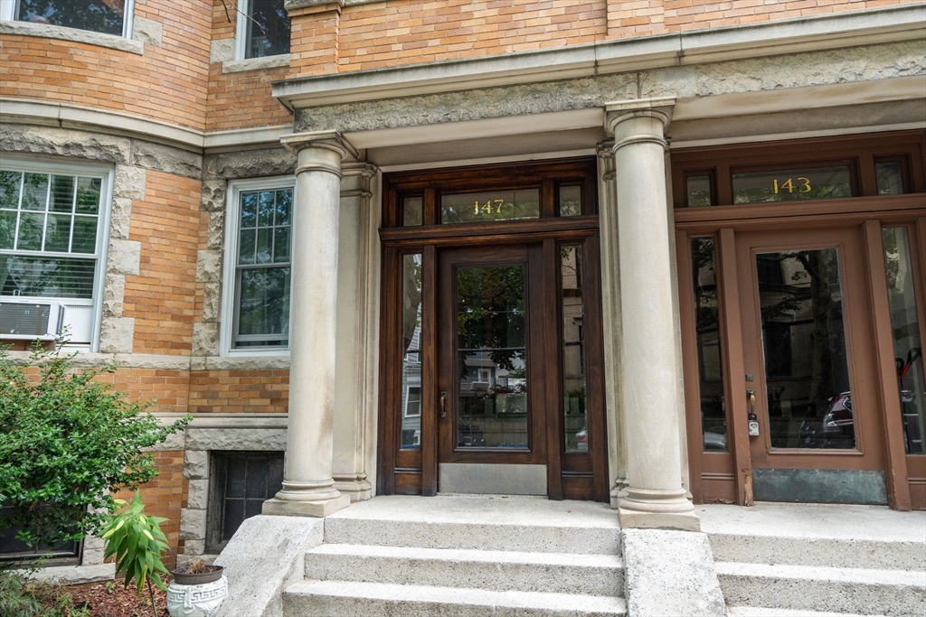 147 Fuller St # 2
