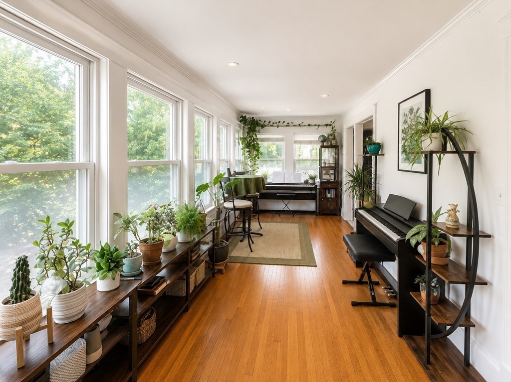 107 Charlesbank Rd # 1
