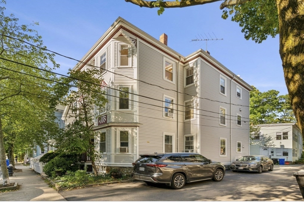 112 Chestnut # 1