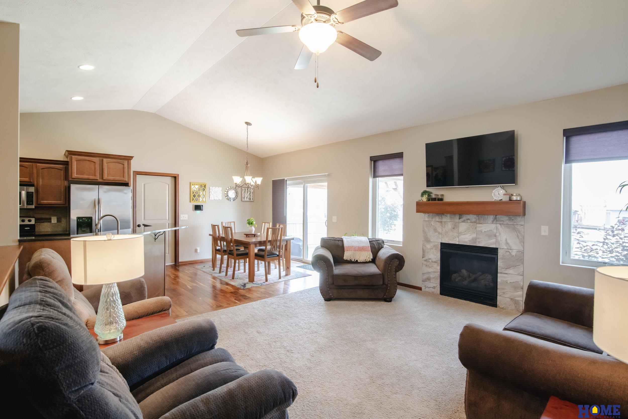3151 N 91st Court