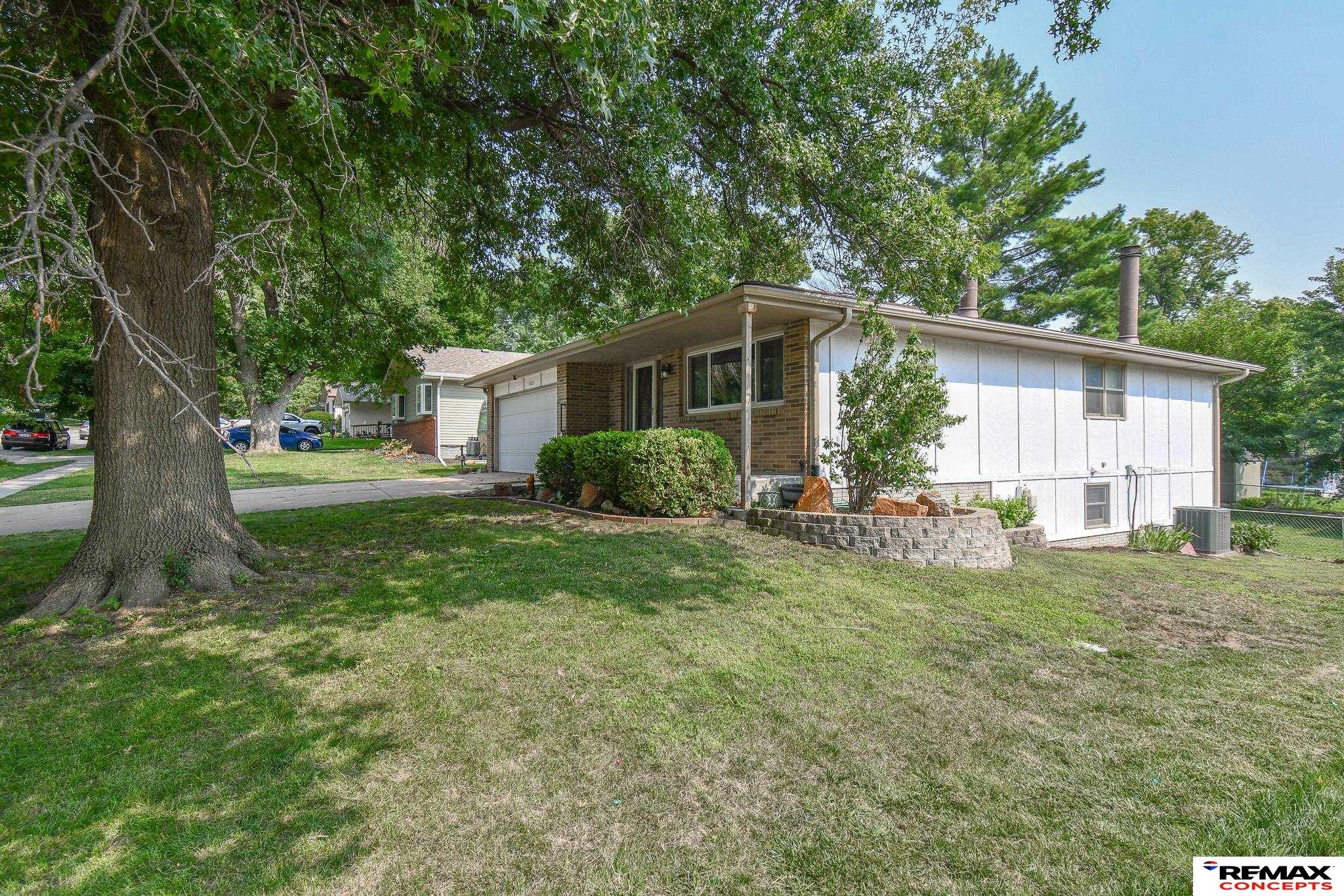 6021 Skylark Lane
