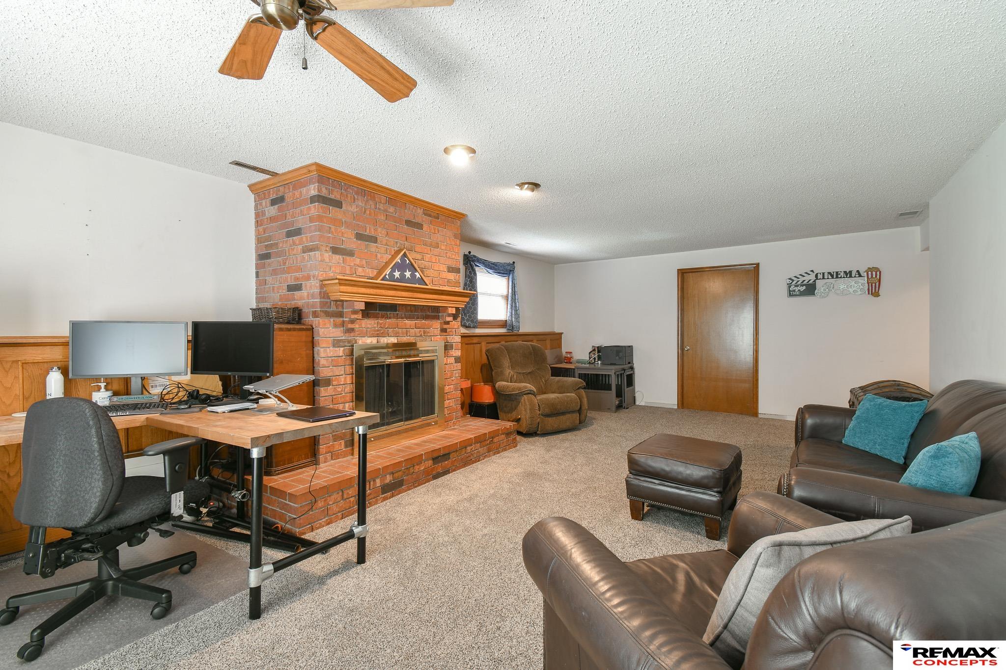 6021 Skylark Lane