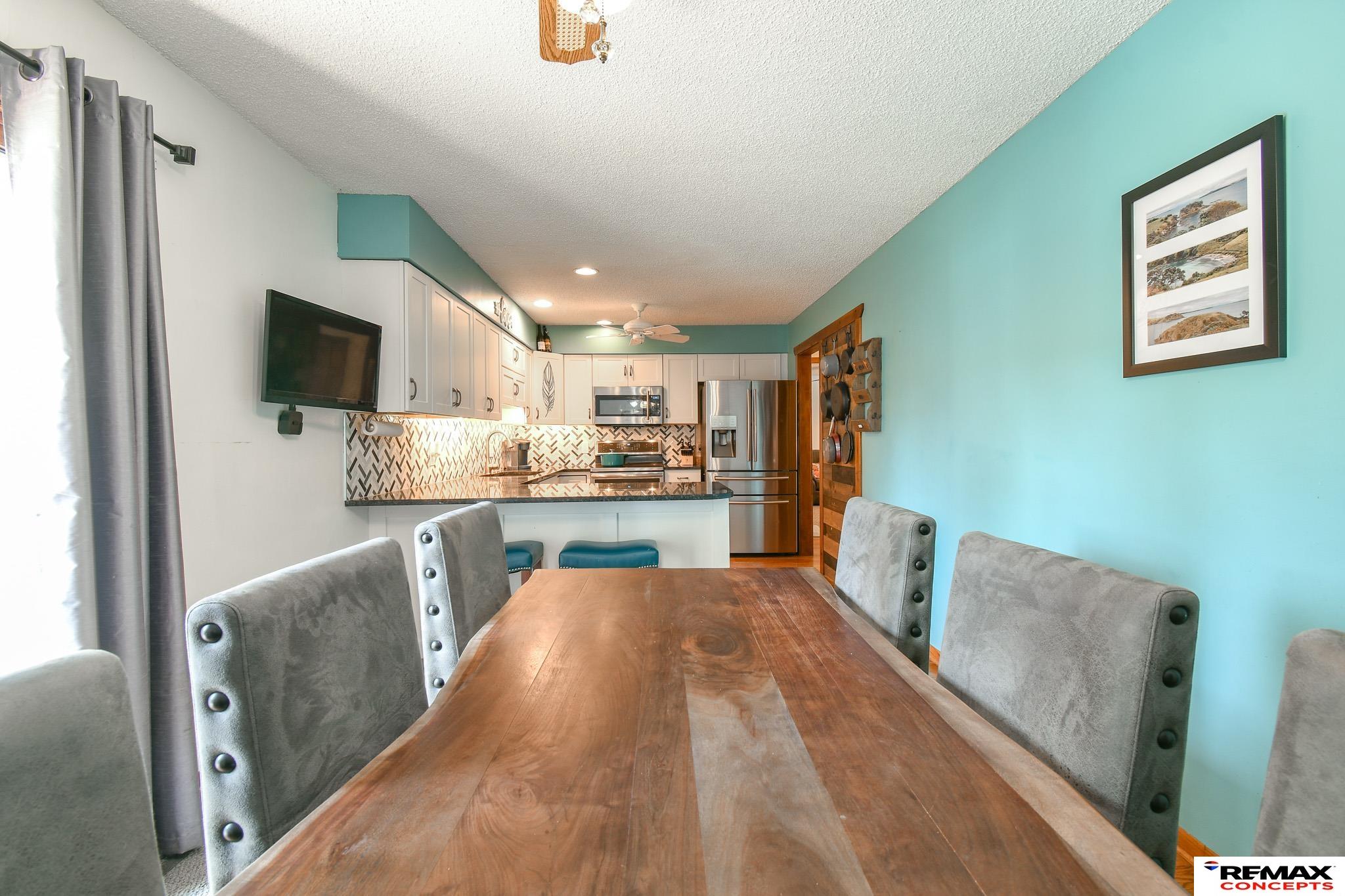 6021 Skylark Lane
