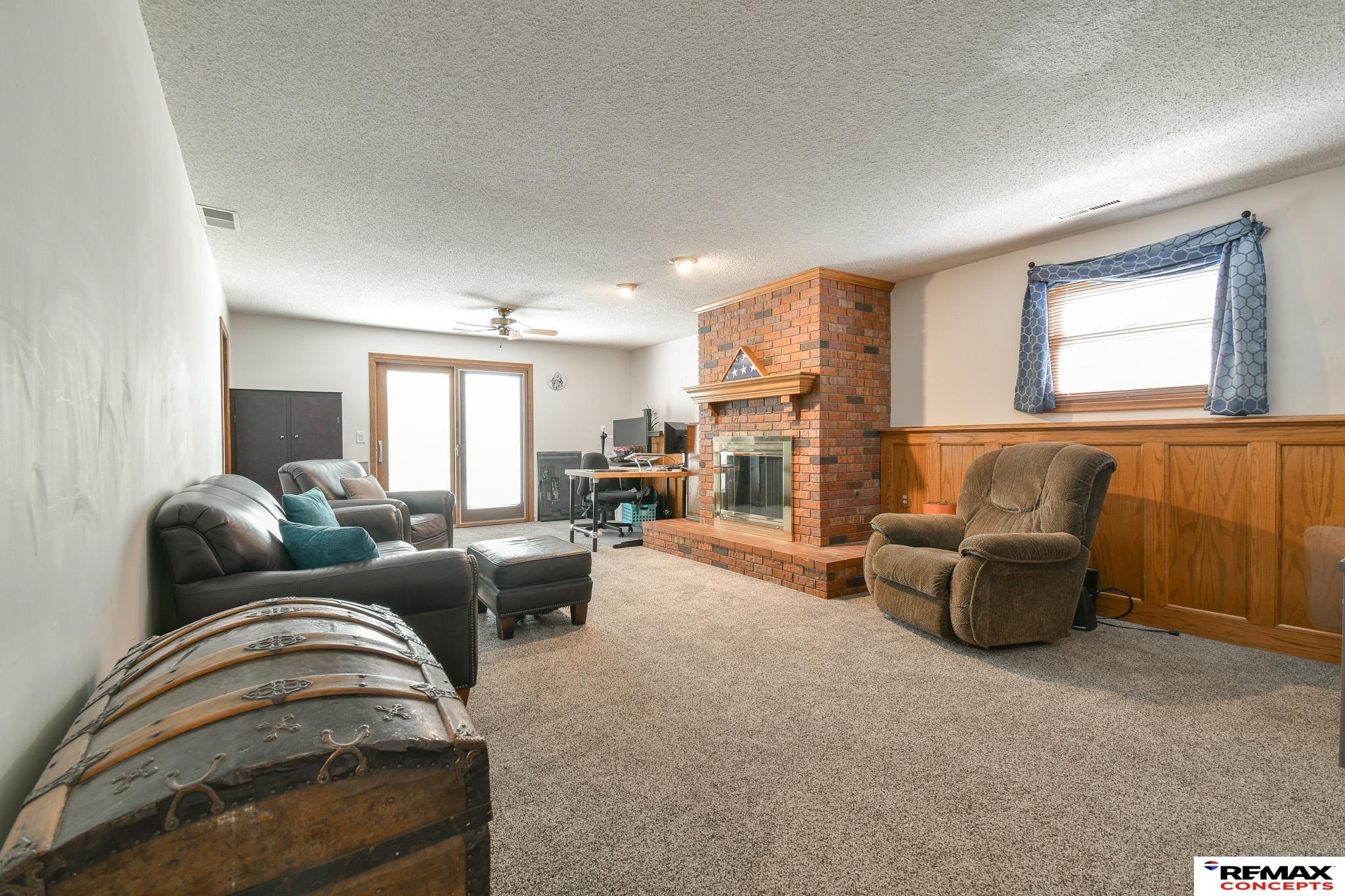 6021 Skylark Lane