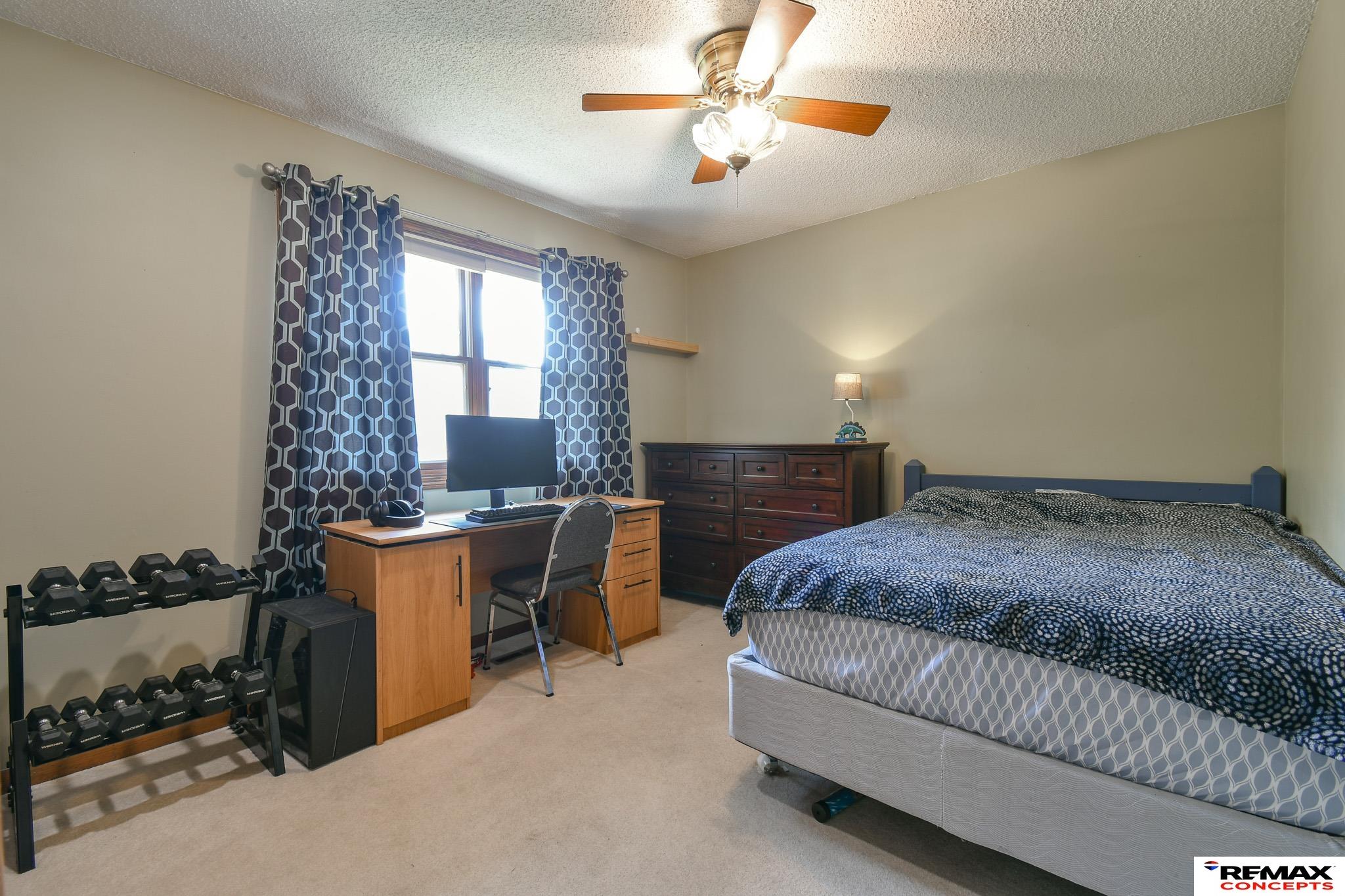 6021 Skylark Lane
