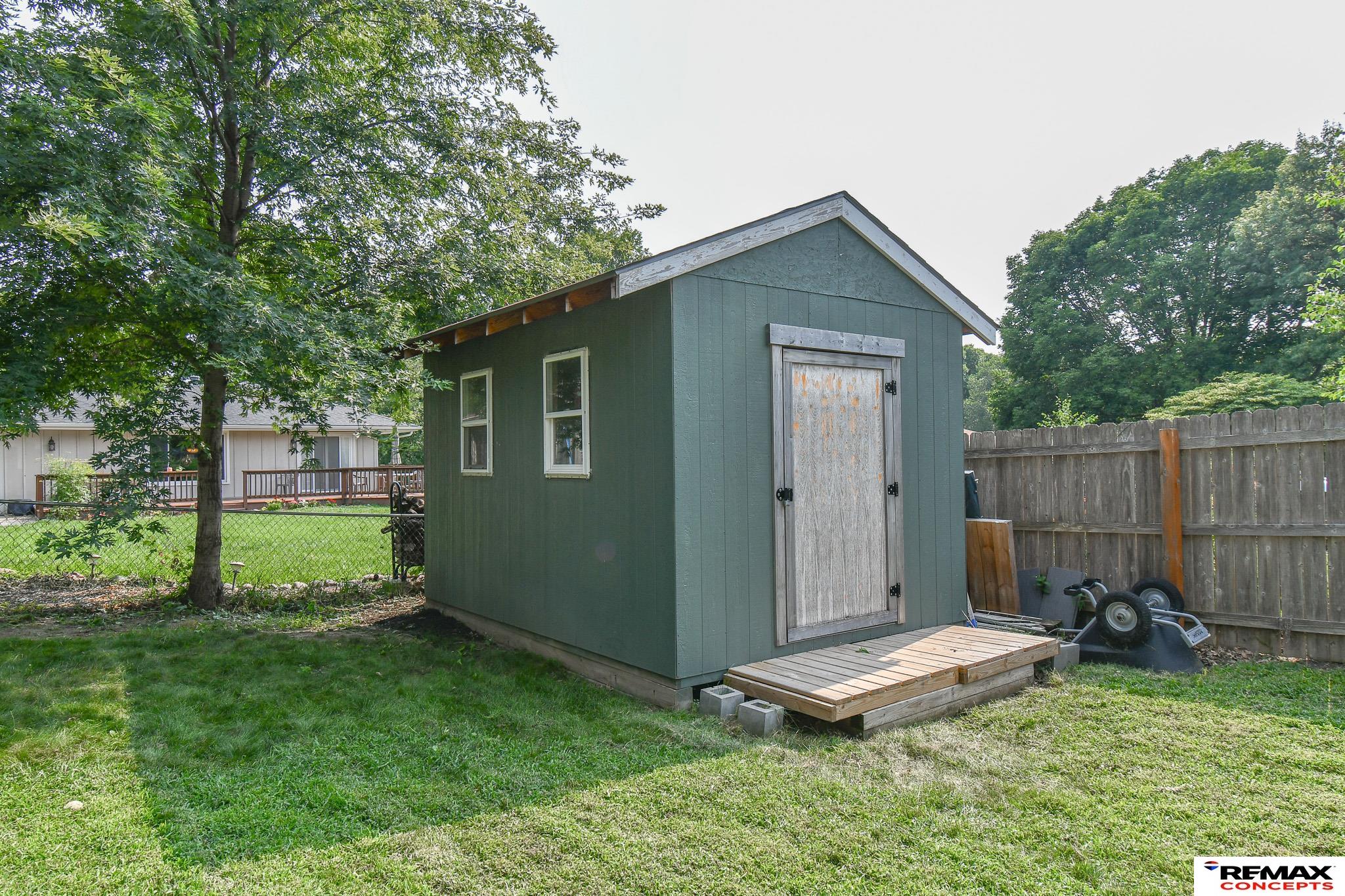 6021 Skylark Lane
