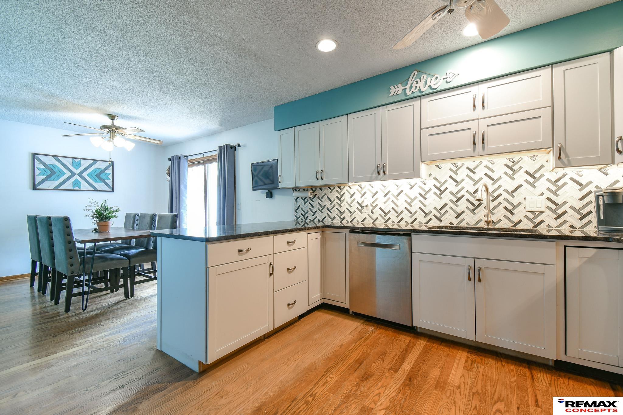 6021 Skylark Lane