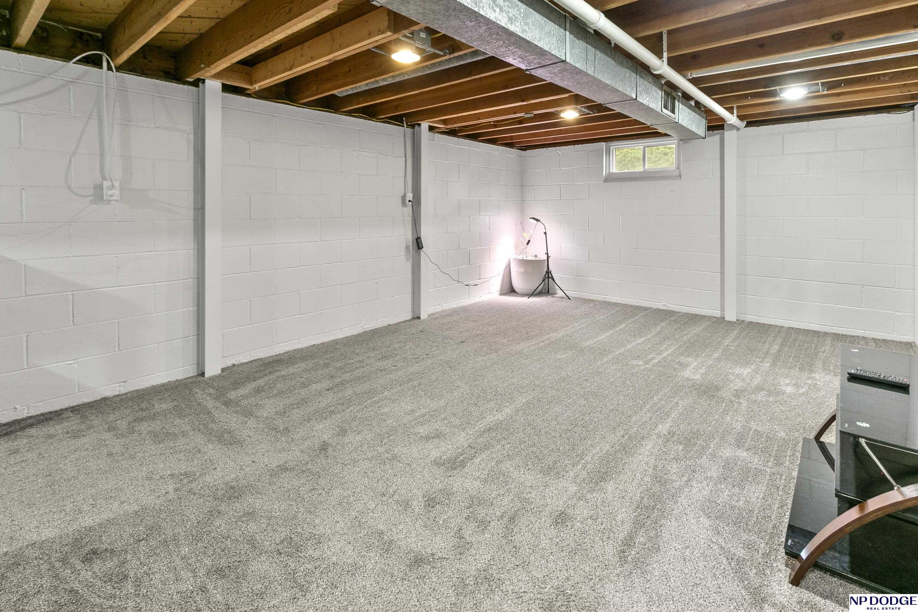 610 E 2 Street