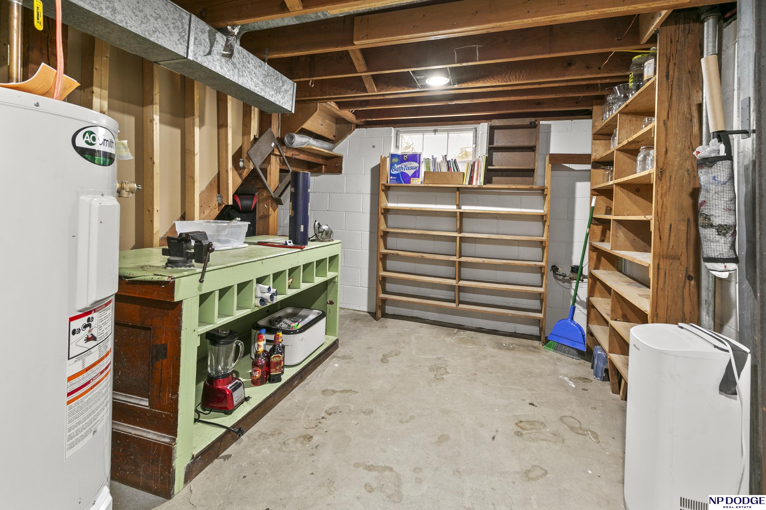 610 E 2 Street
