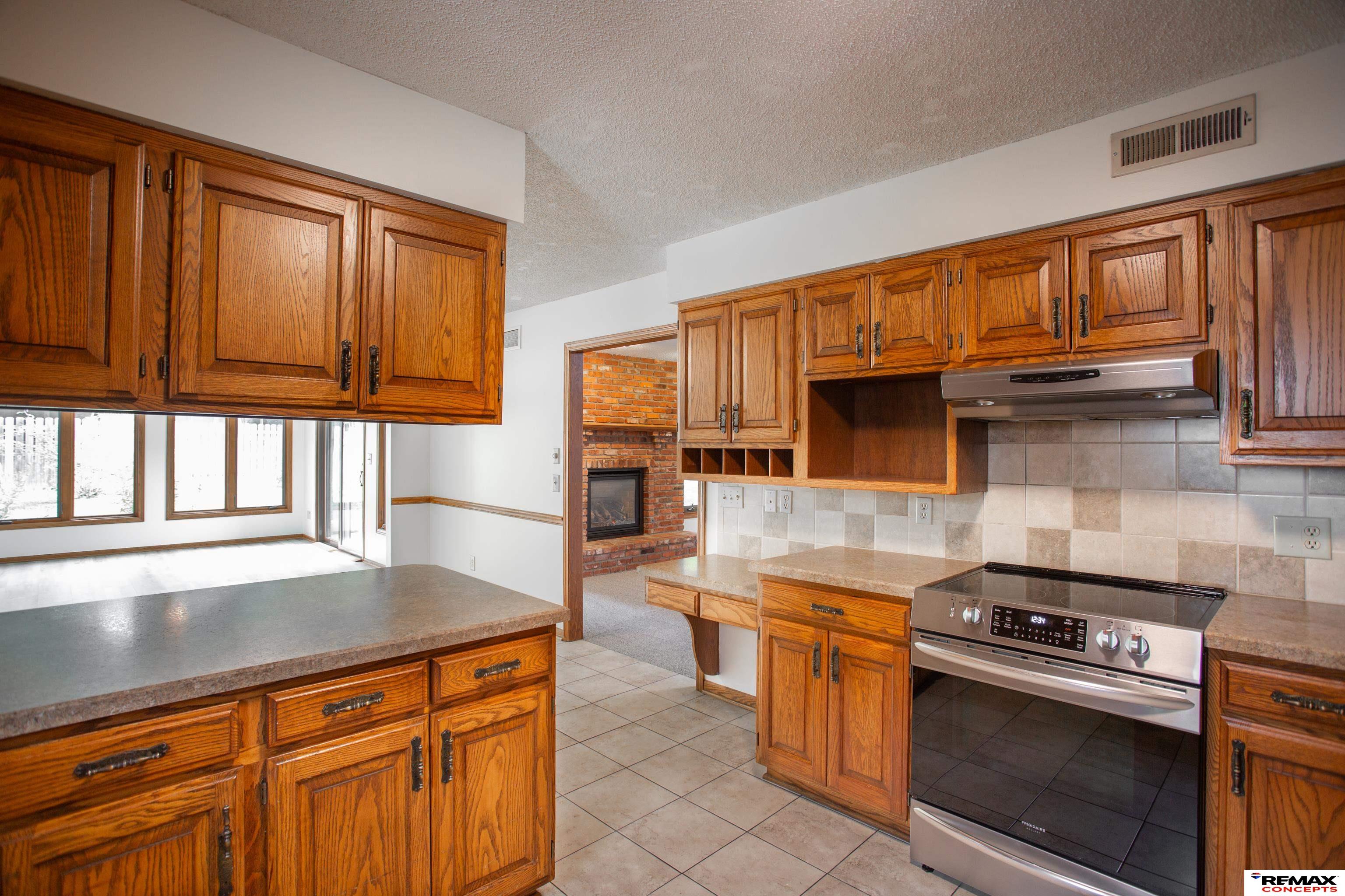 6524 Crooked Creek Drive