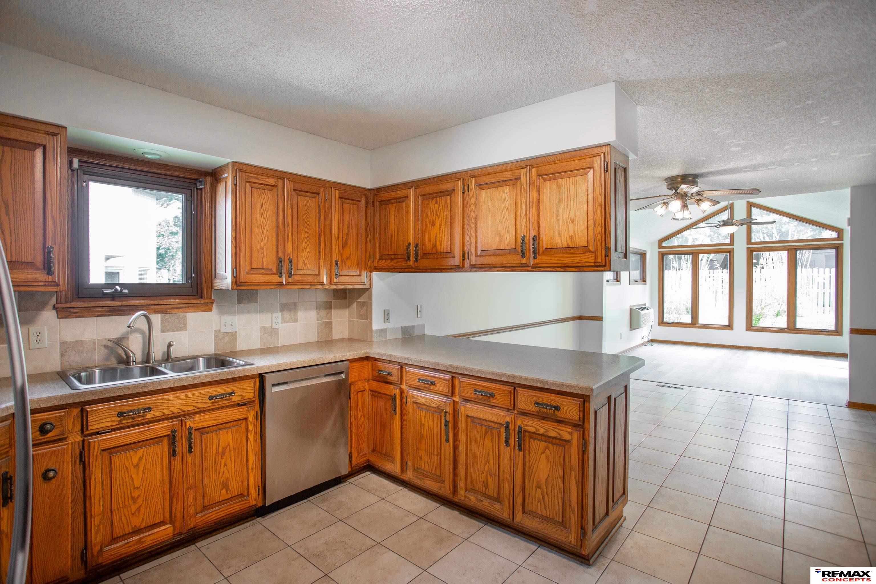 6524 Crooked Creek Drive