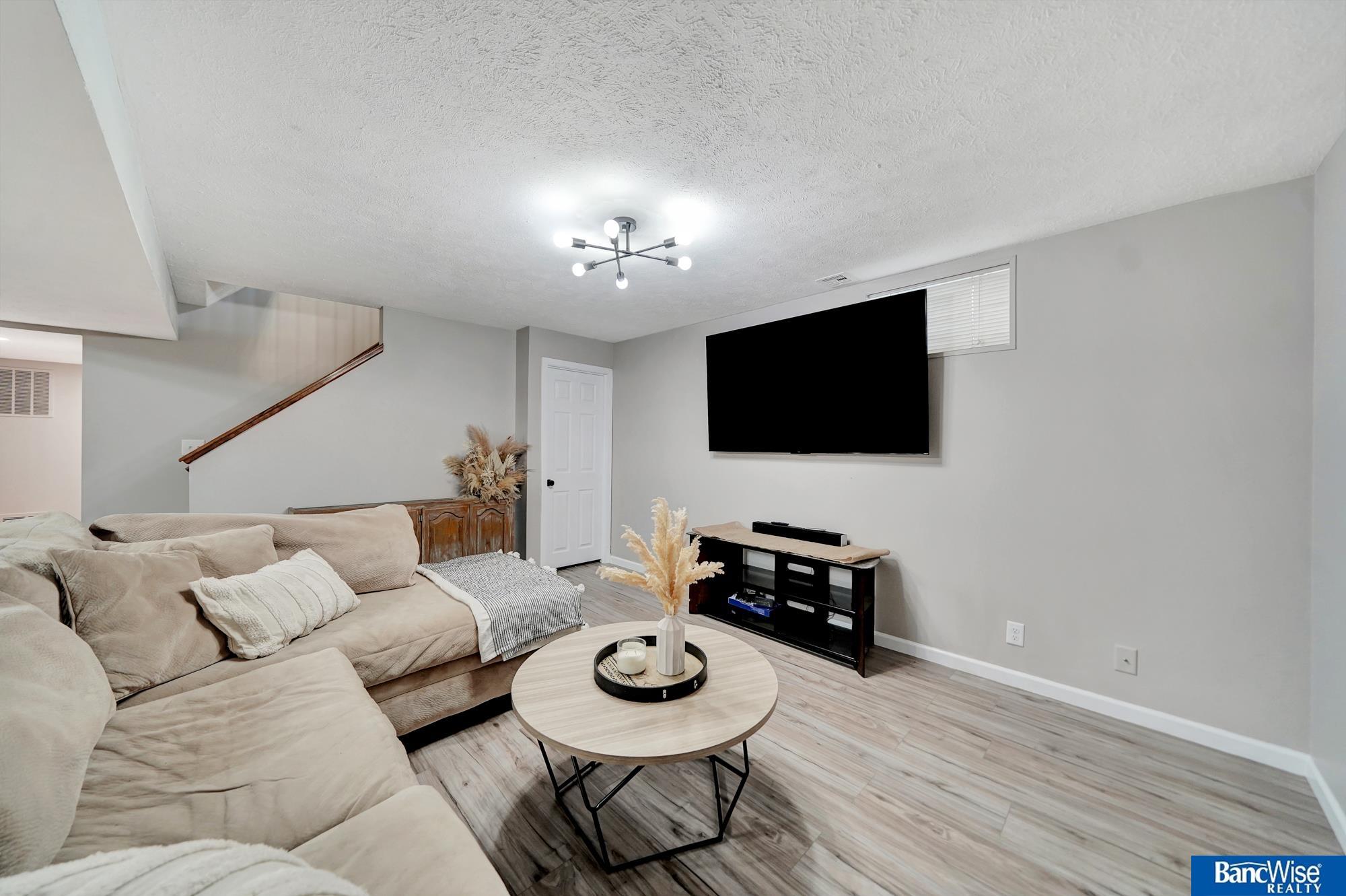 6301 Queens Drive
