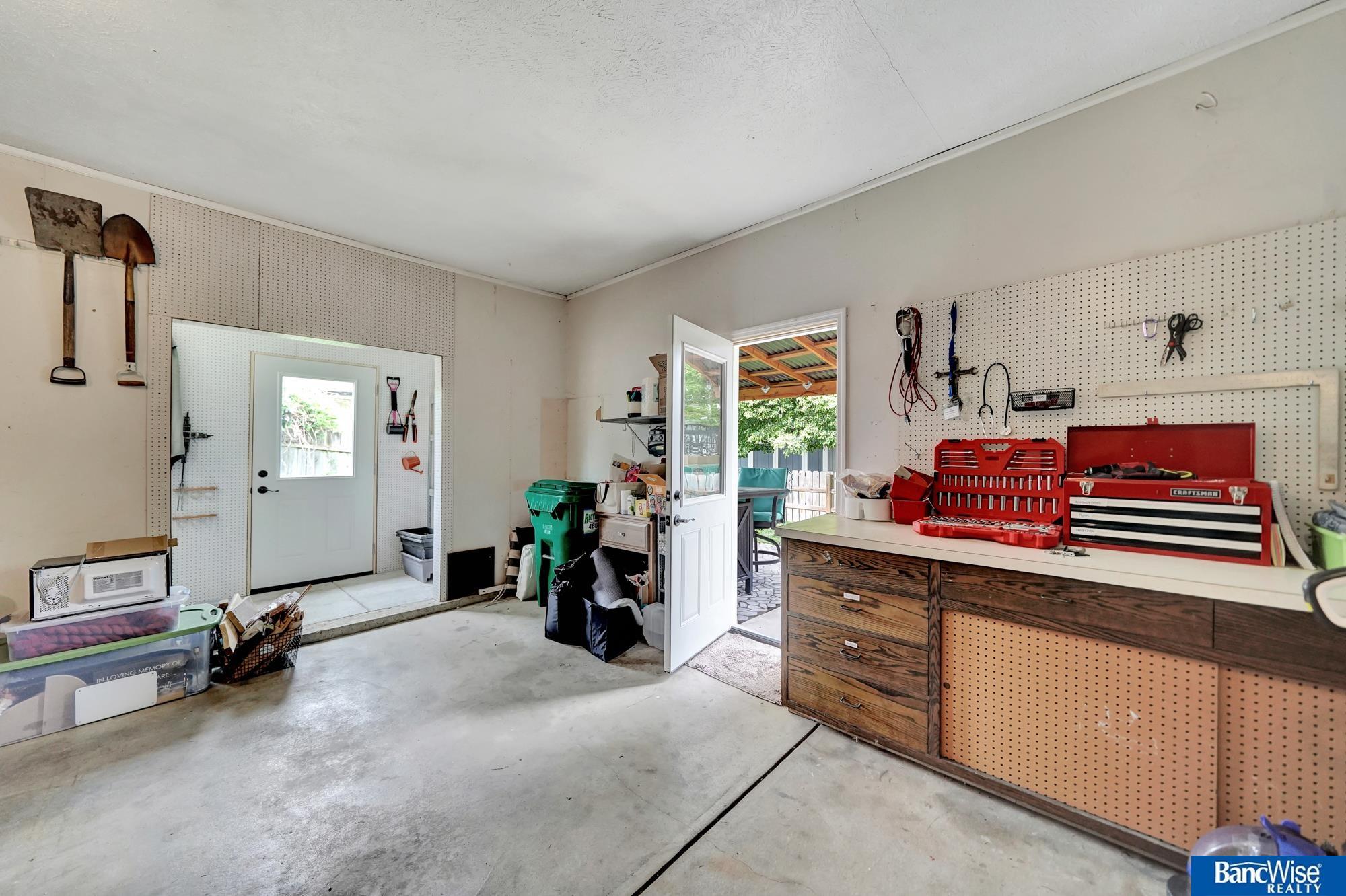 6301 Queens Drive
