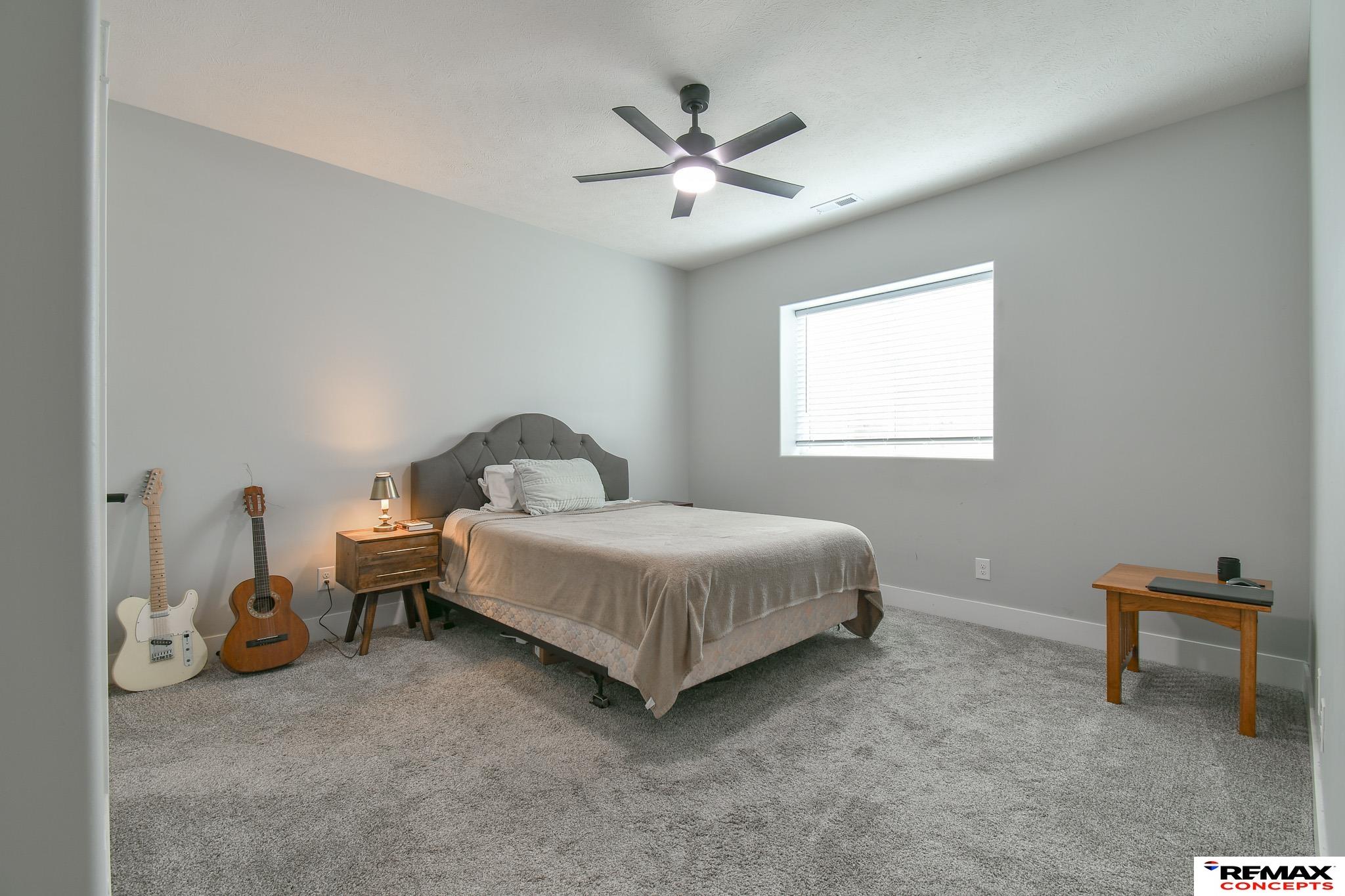 8915 S 75th Street