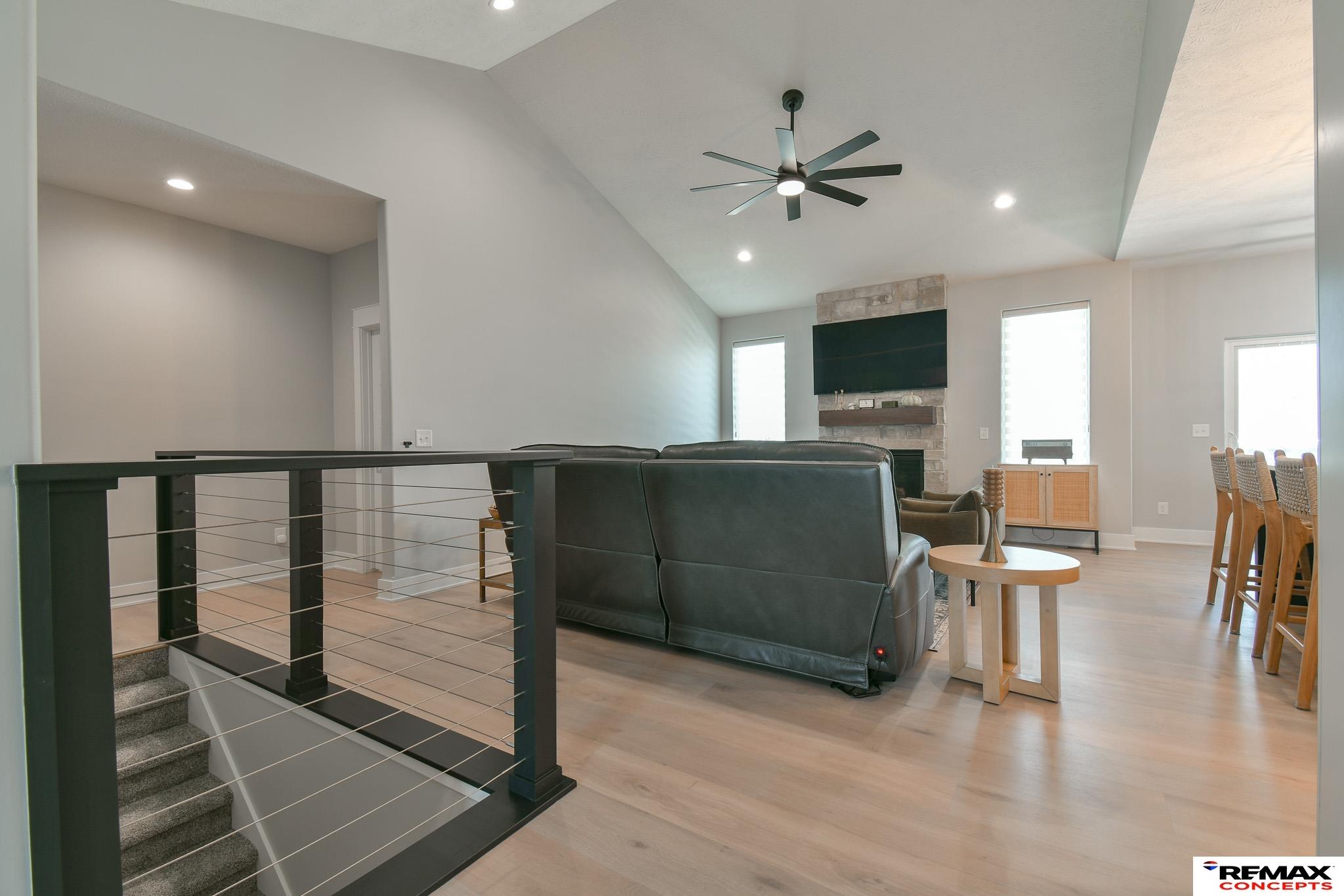 8915 S 75th Street