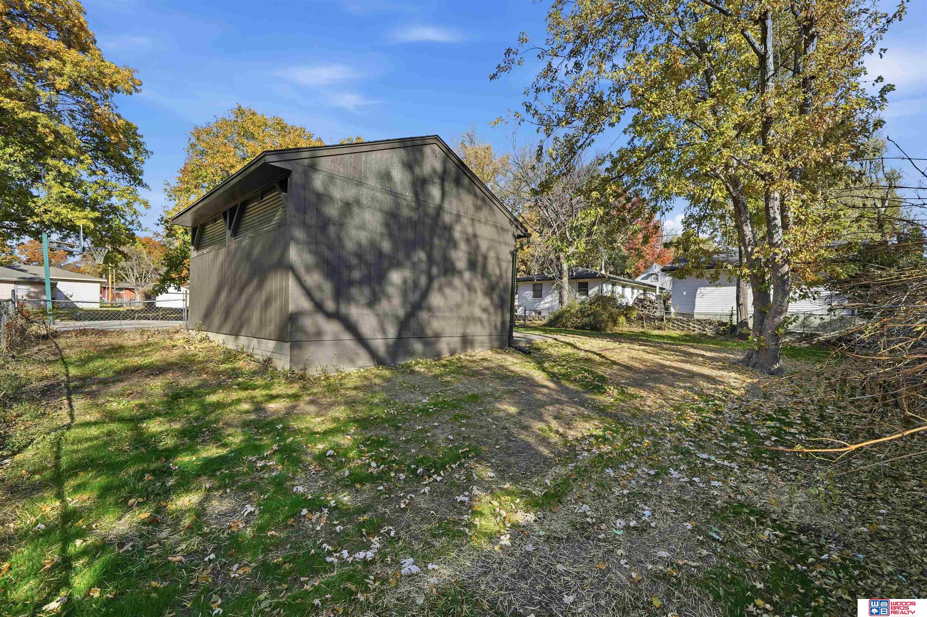 2511 Kessler Boulevard