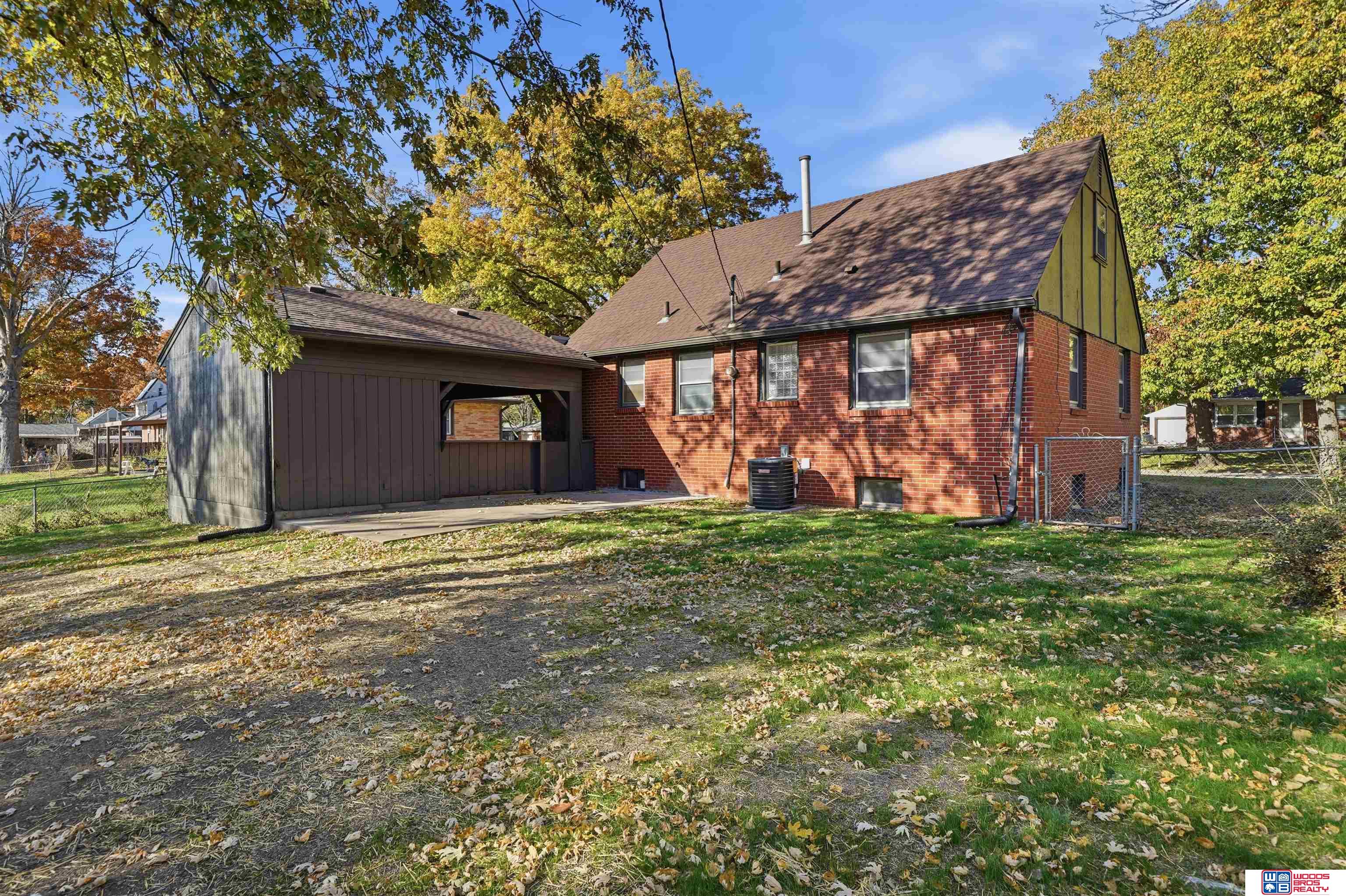 2511 Kessler Boulevard
