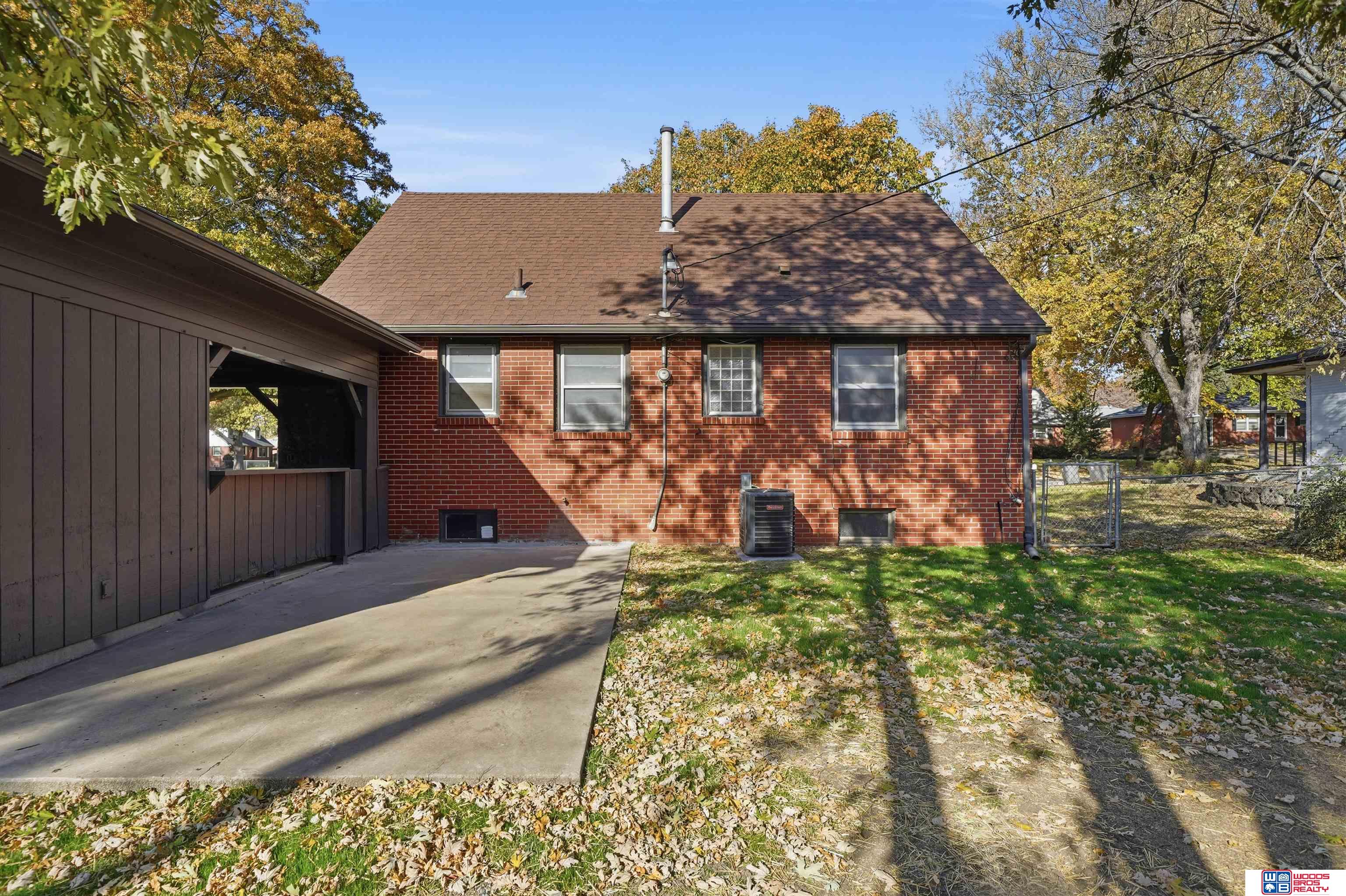 2511 Kessler Boulevard