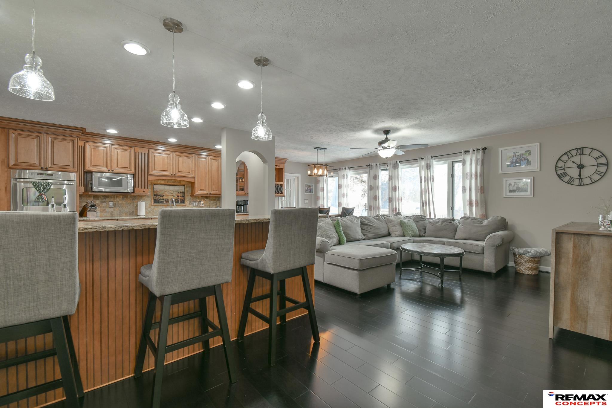 735 Summit Court