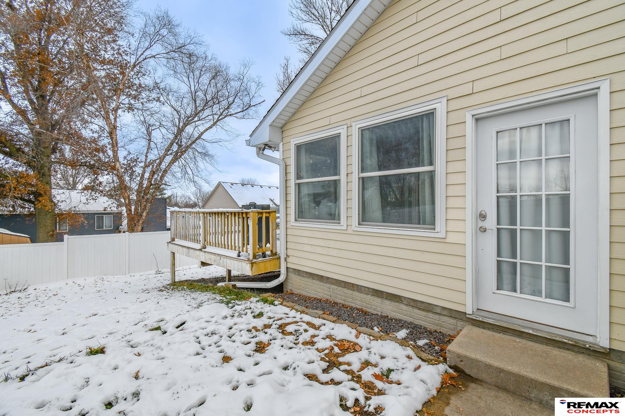 735 Summit Court
