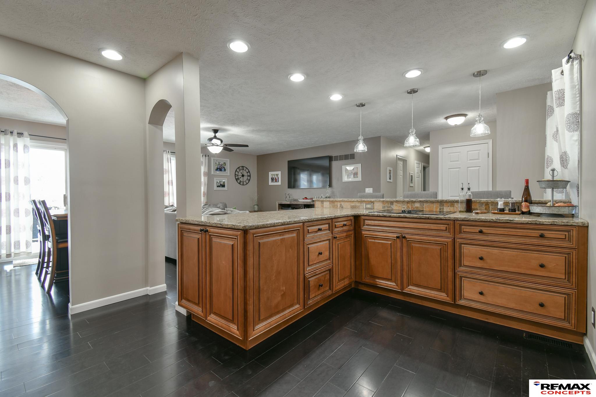 735 Summit Court