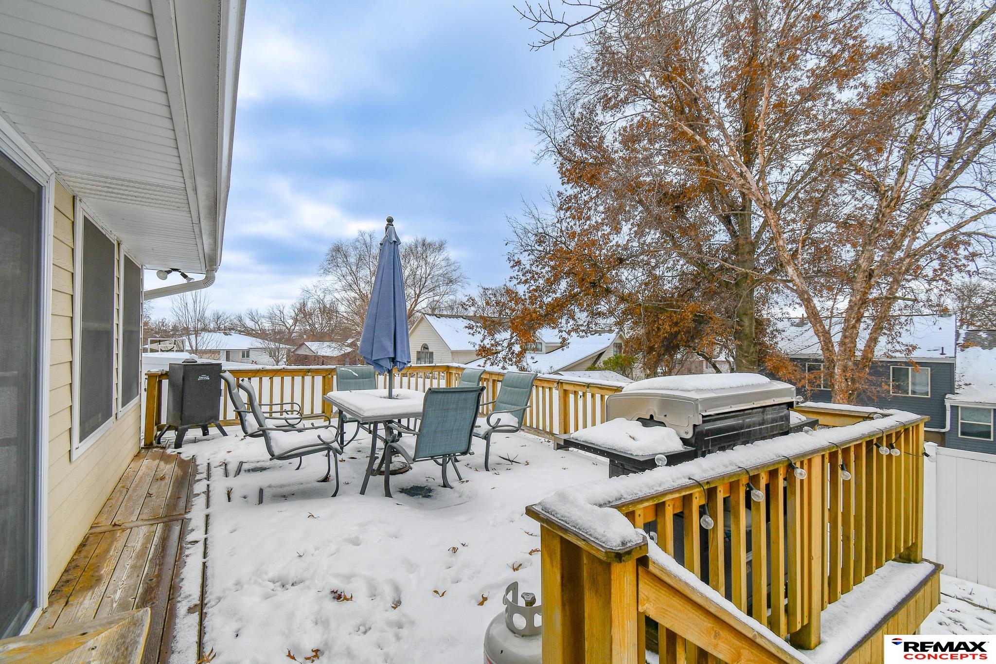 735 Summit Court