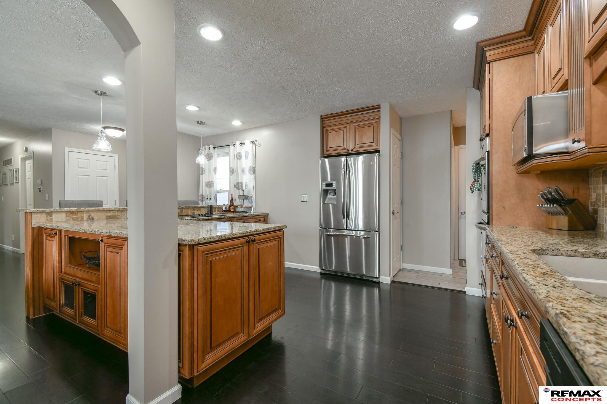 735 Summit Court