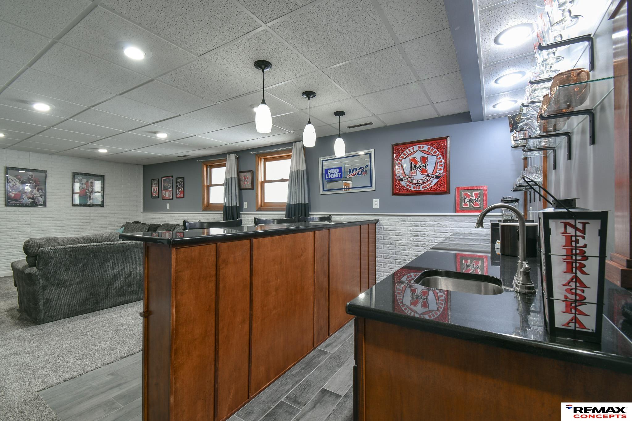 735 Summit Court