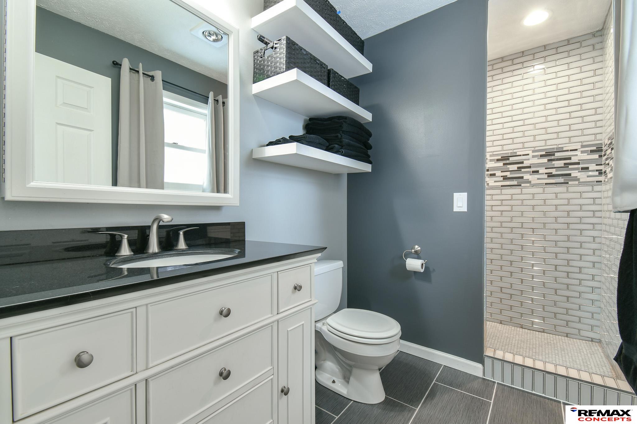 735 Summit Court