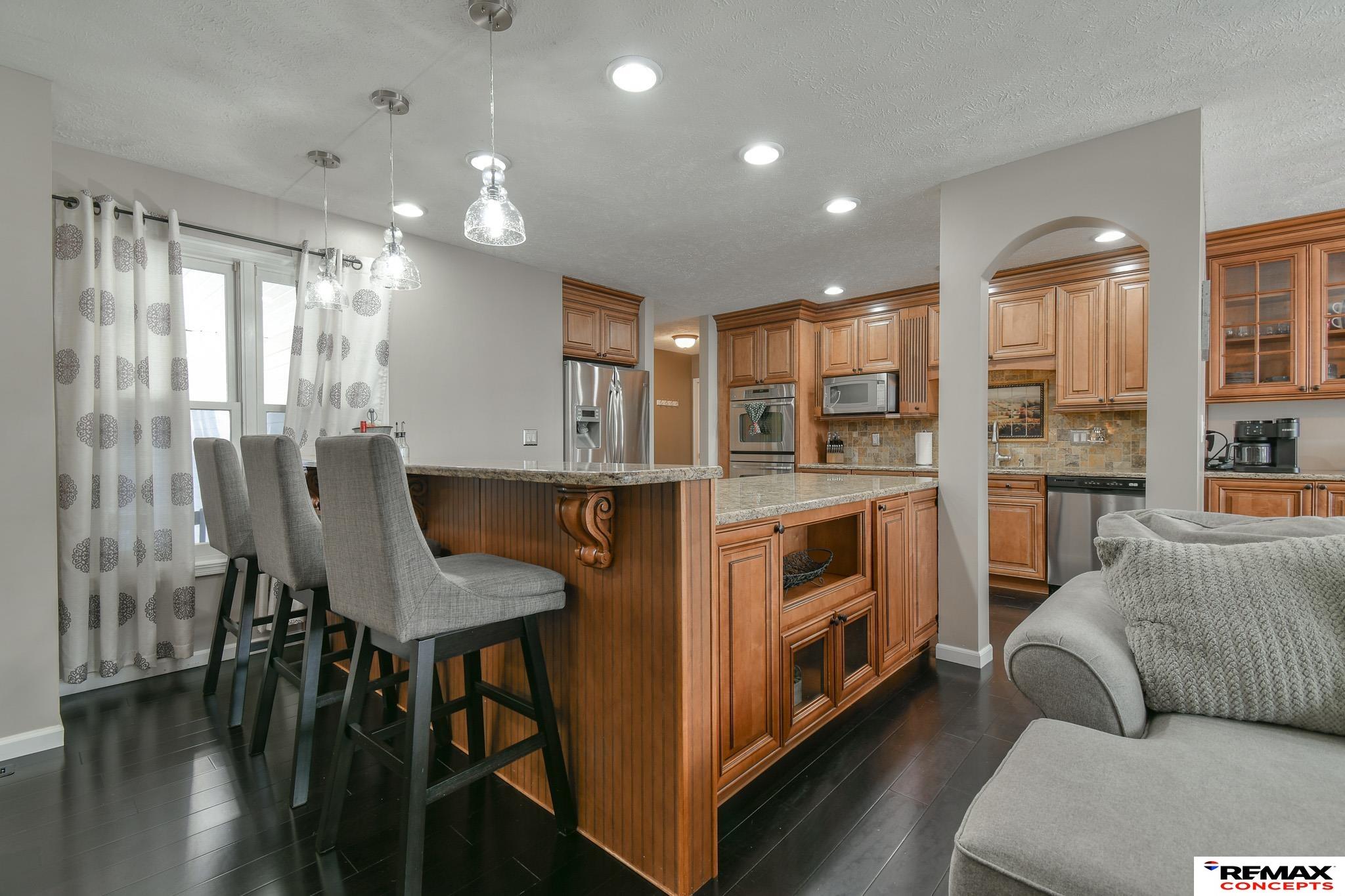 735 Summit Court