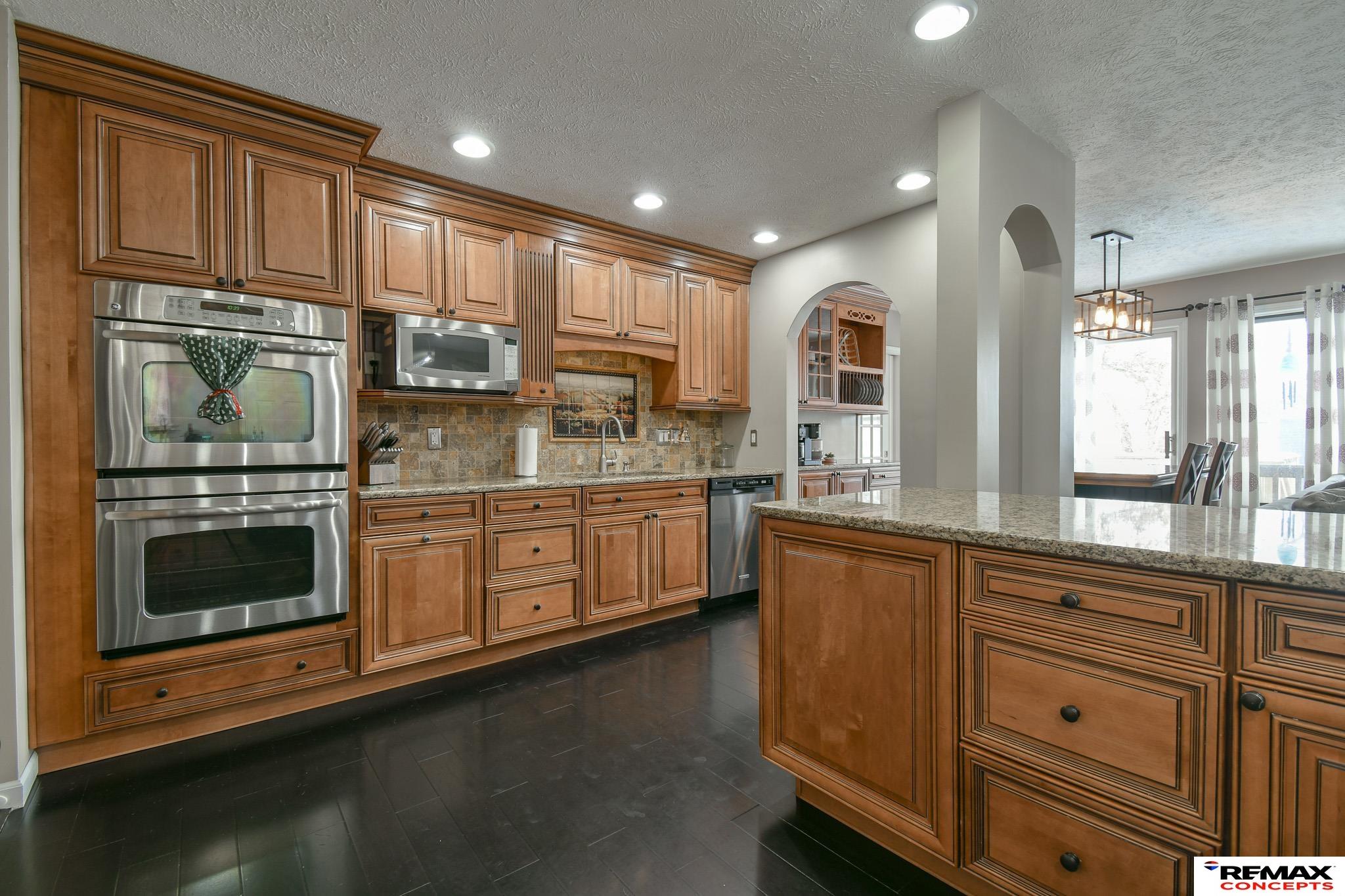 735 Summit Court