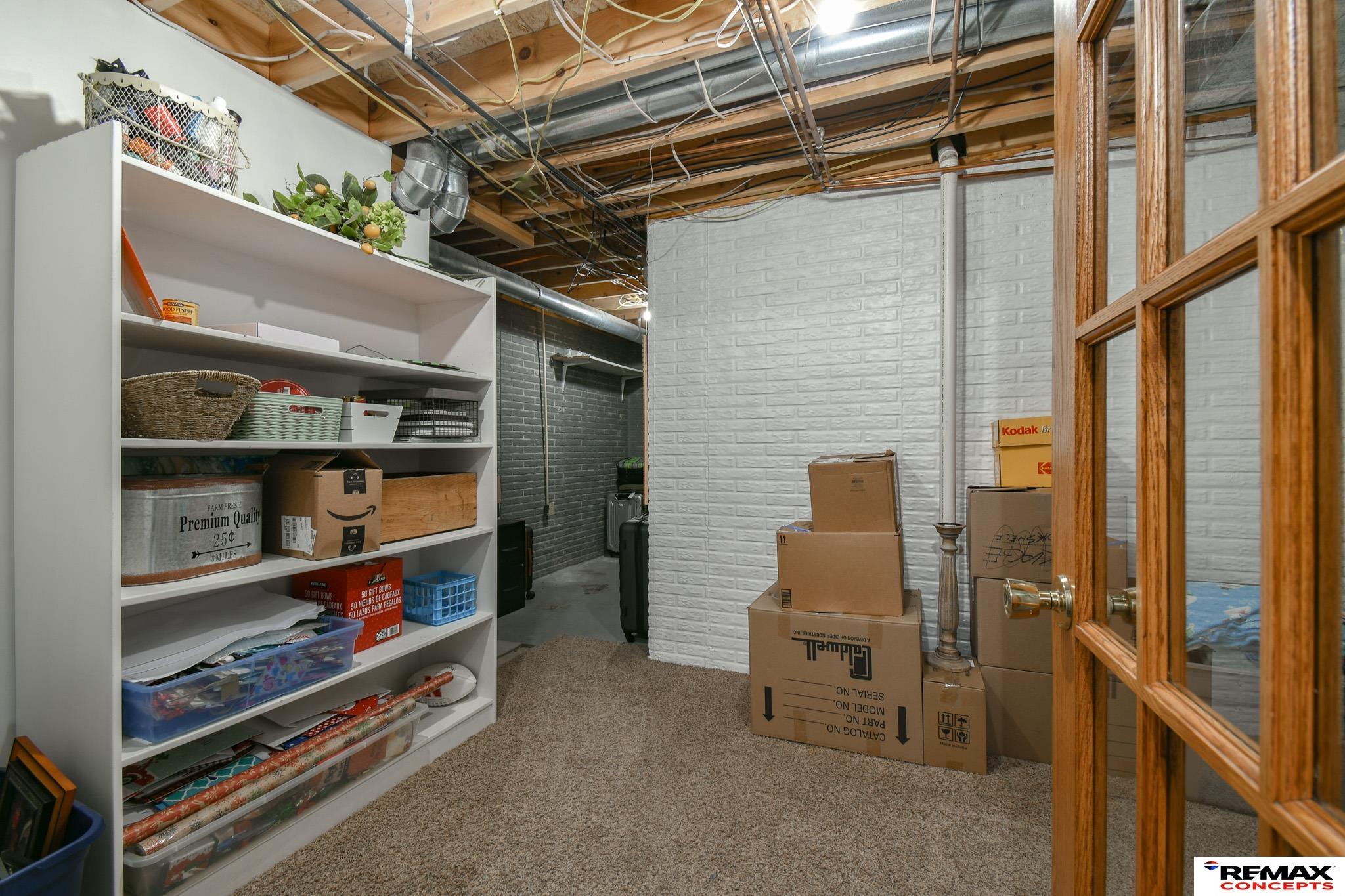 735 Summit Court