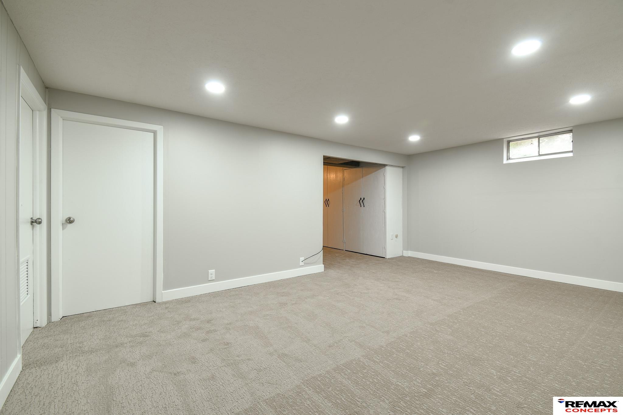 240 E 22nd Street