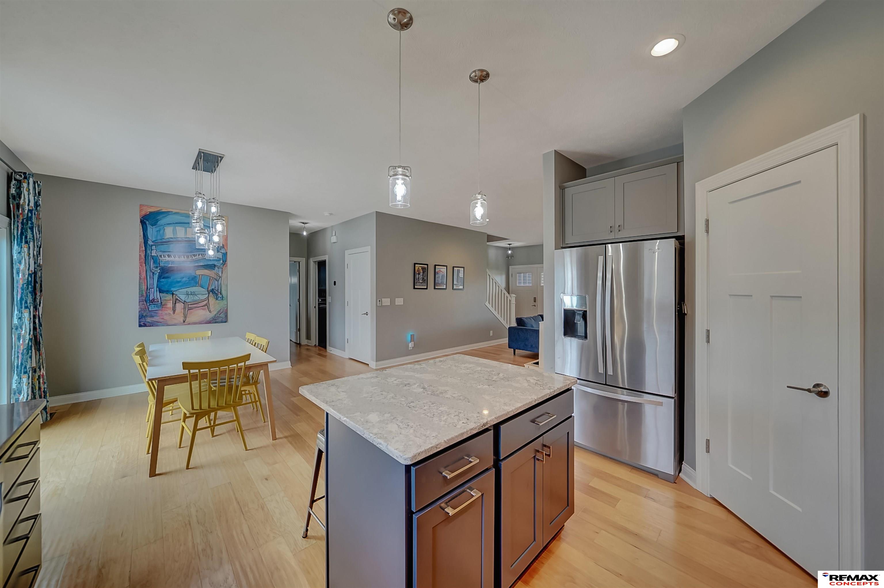 225 Knotty Pine Lane