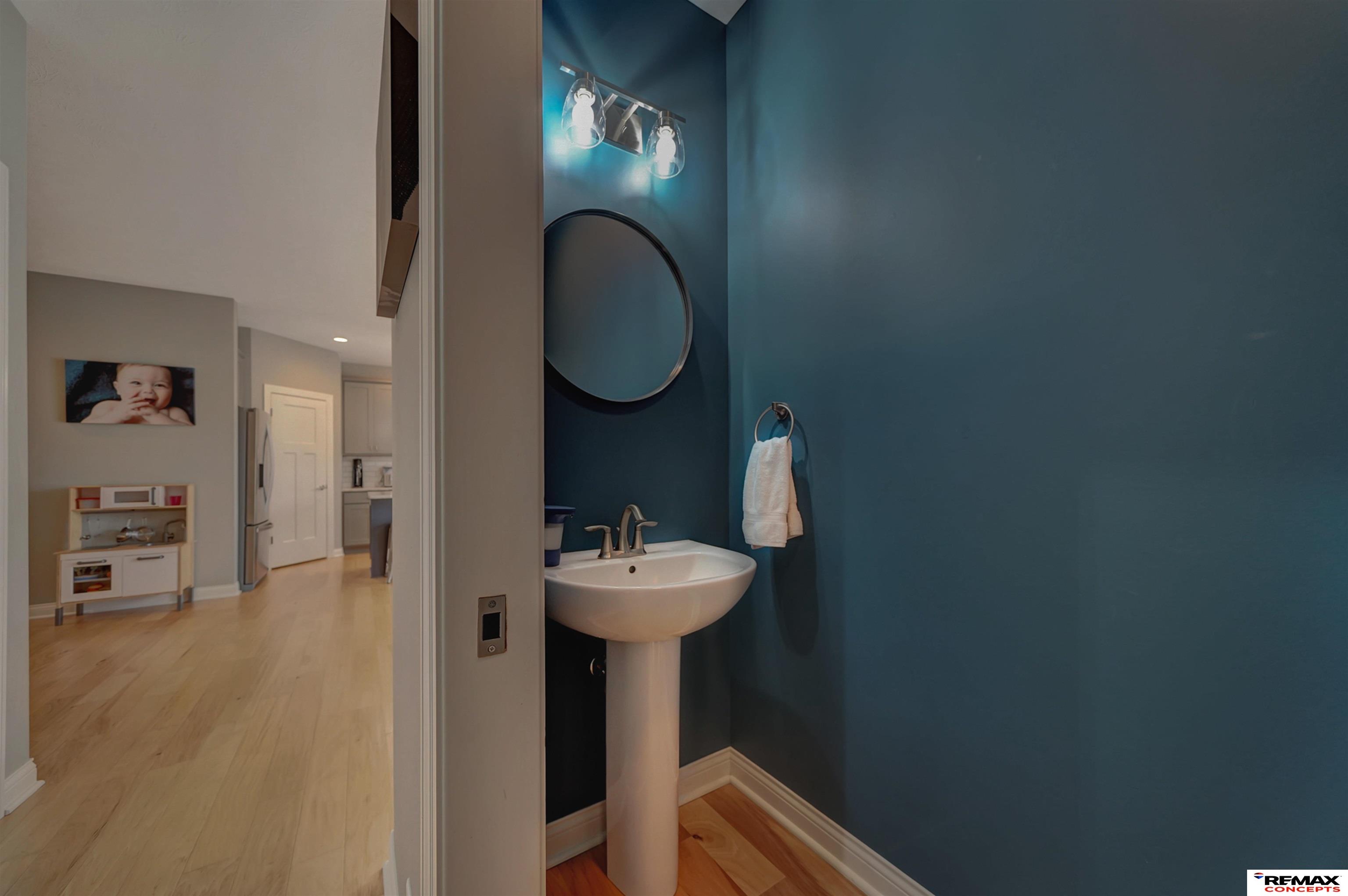 225 Knotty Pine Lane