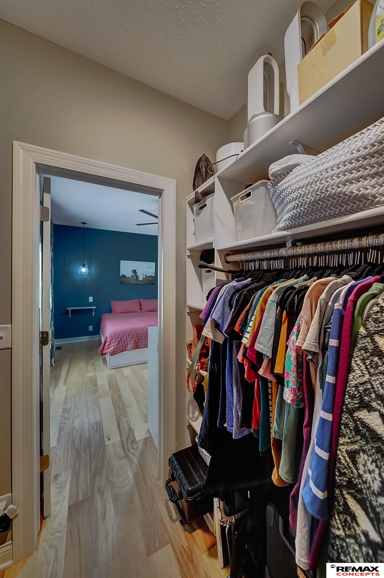 225 Knotty Pine Lane