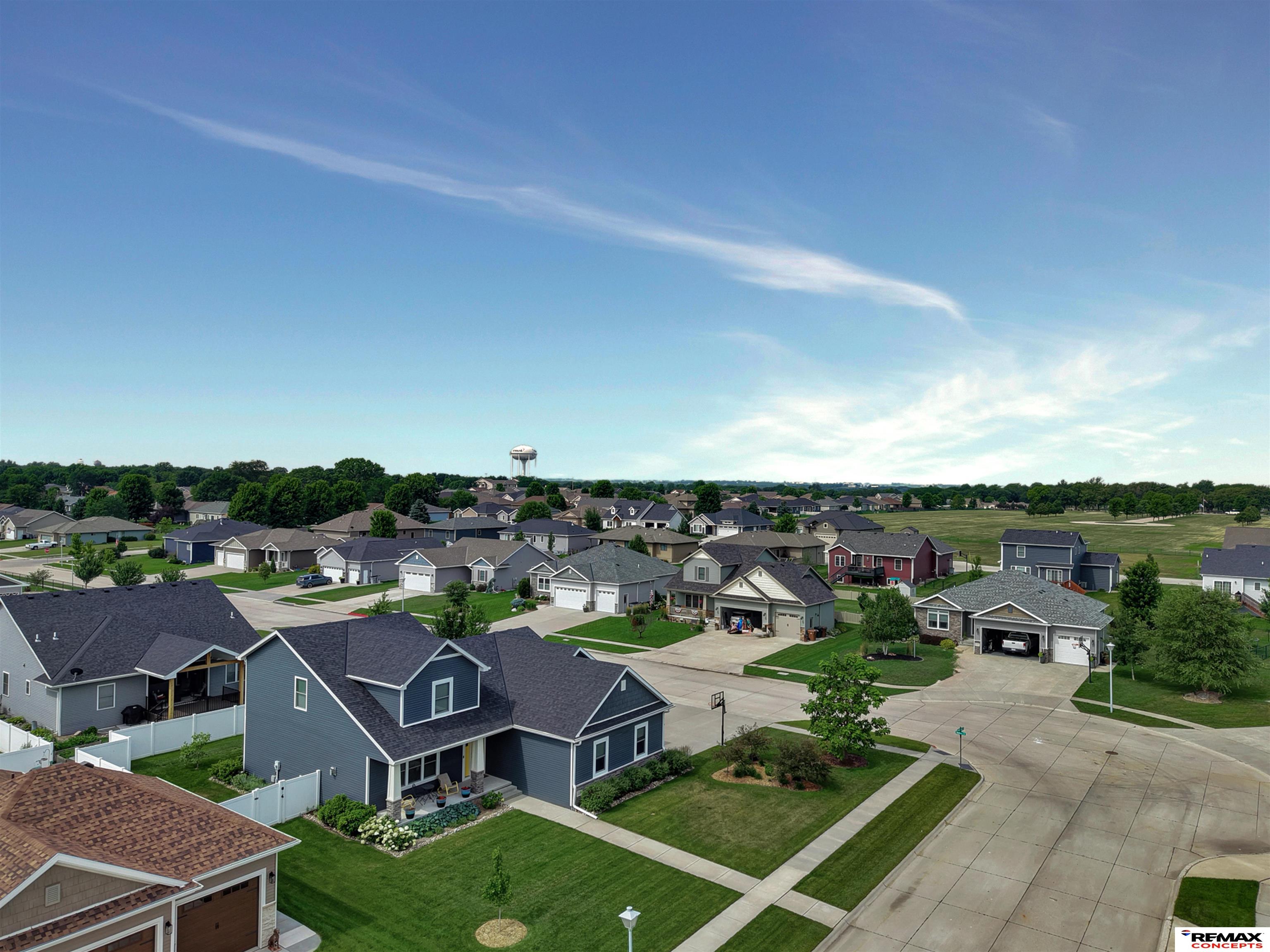 225 Knotty Pine Lane