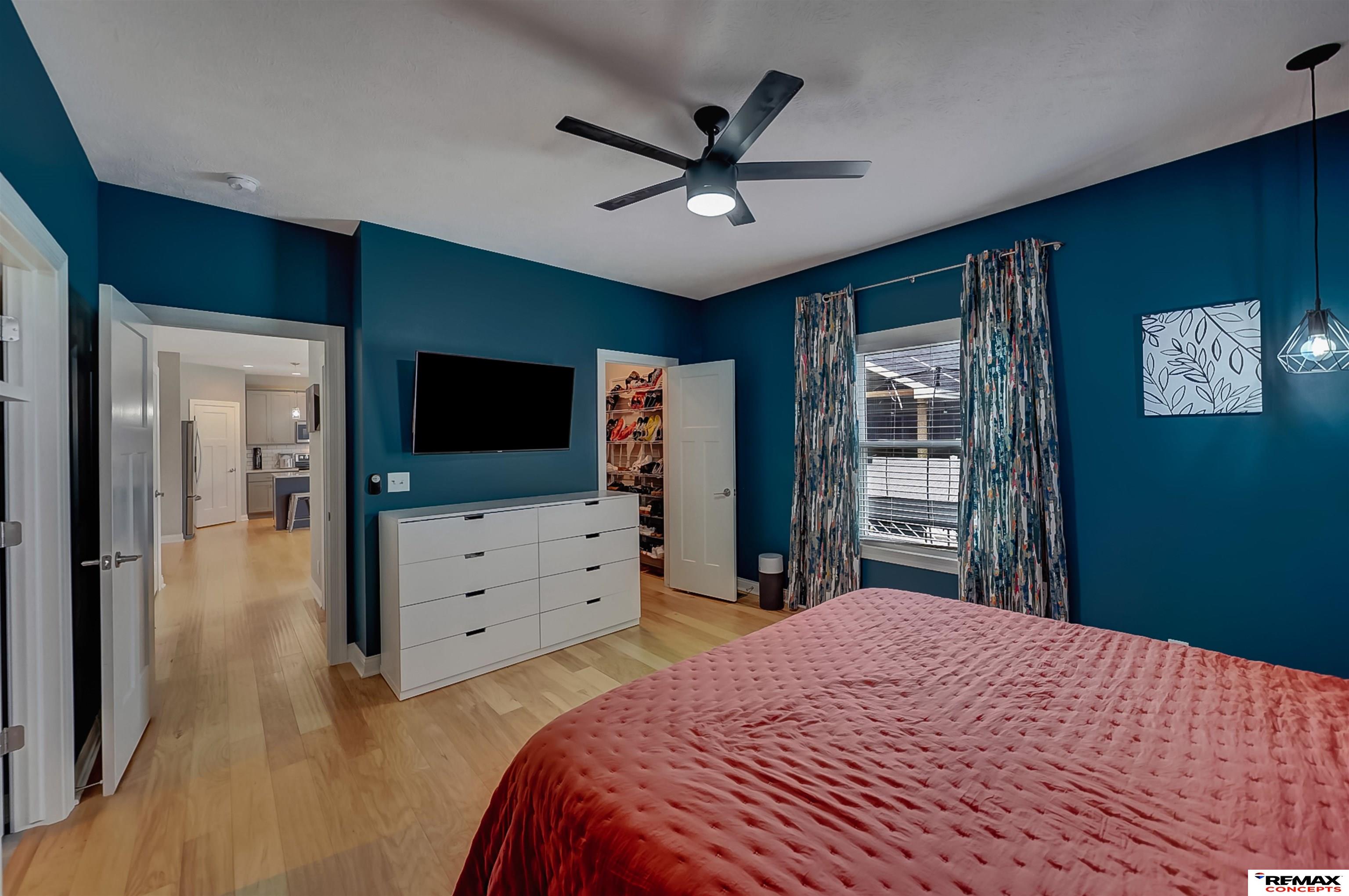 225 Knotty Pine Lane