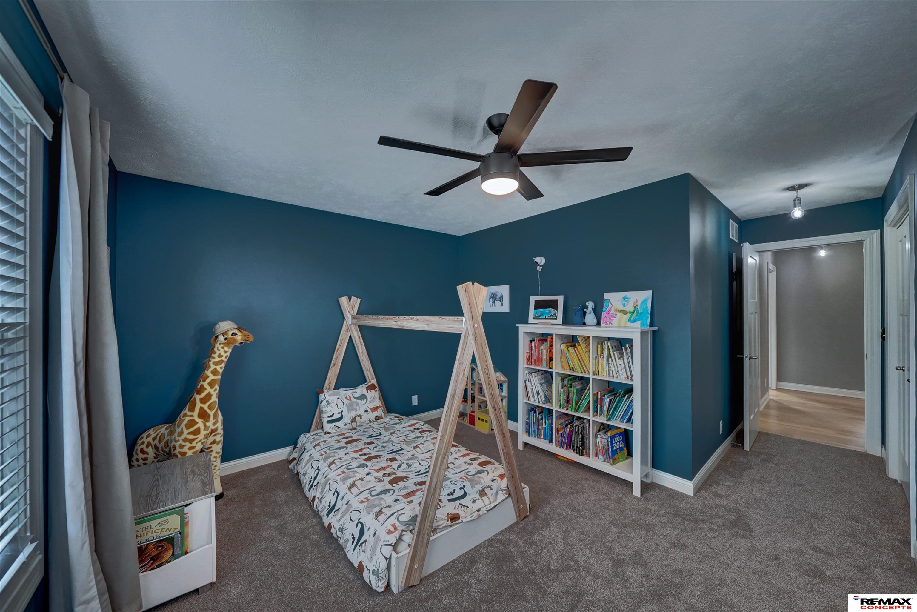 225 Knotty Pine Lane