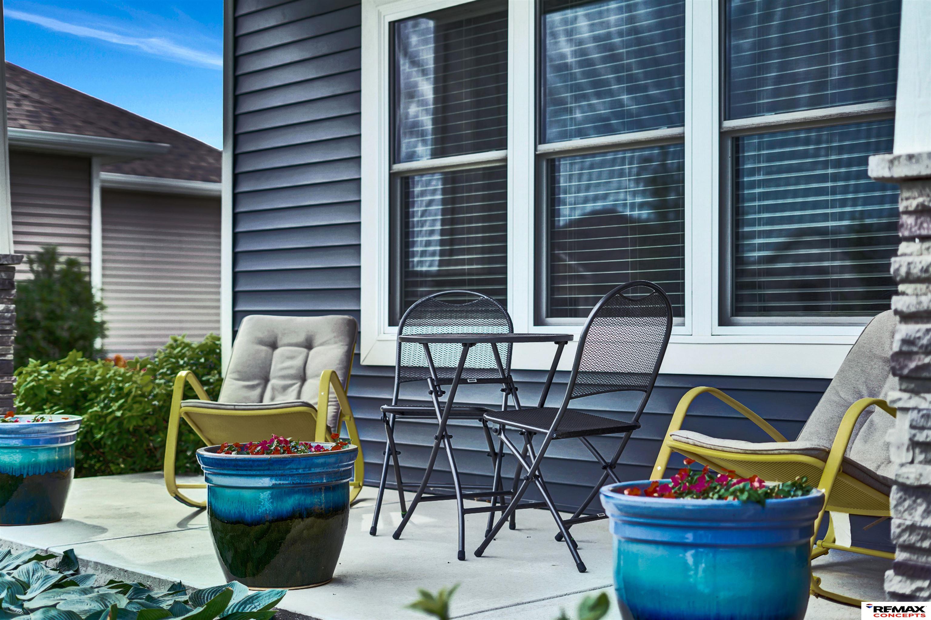 225 Knotty Pine Lane