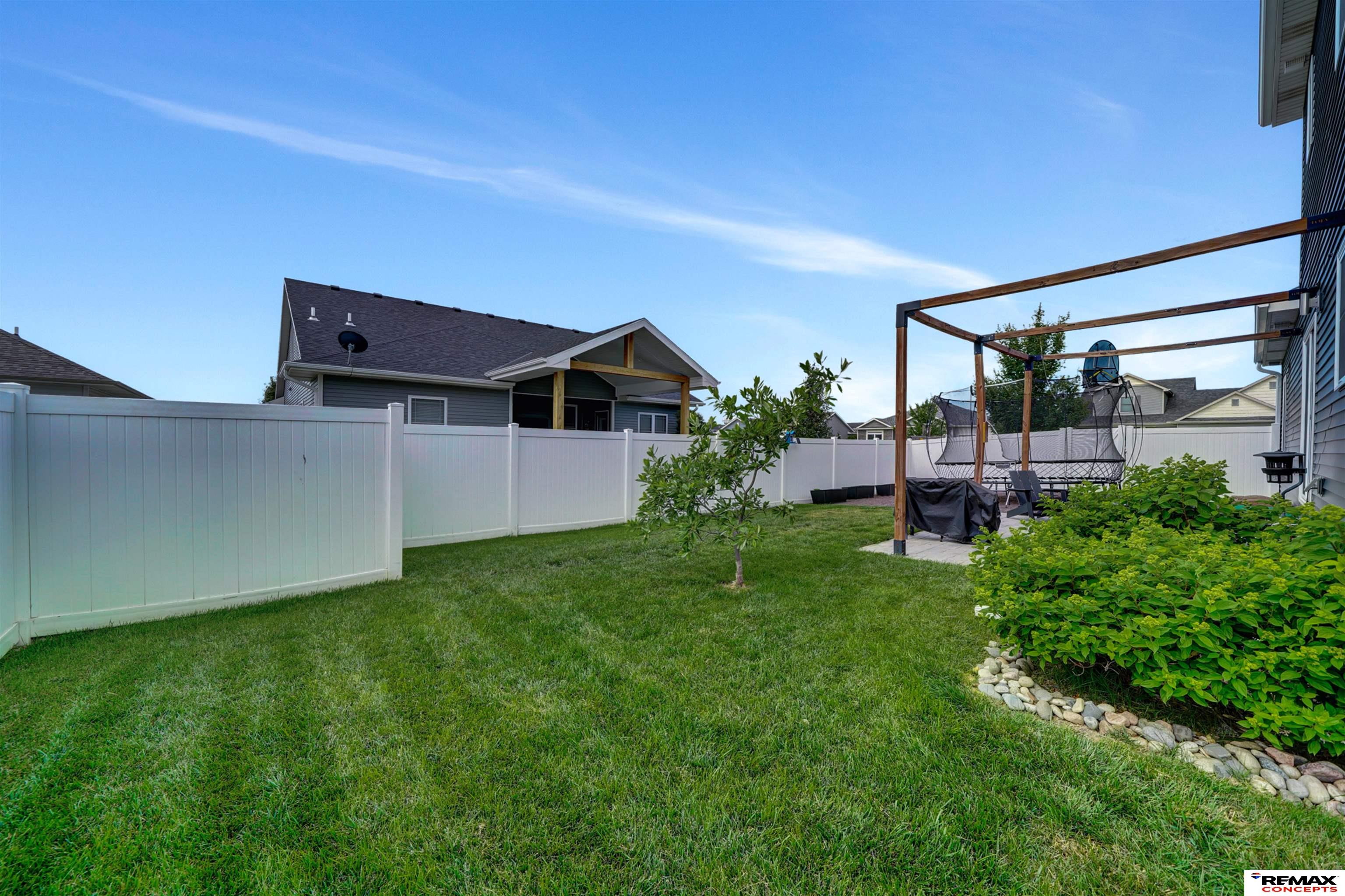 225 Knotty Pine Lane