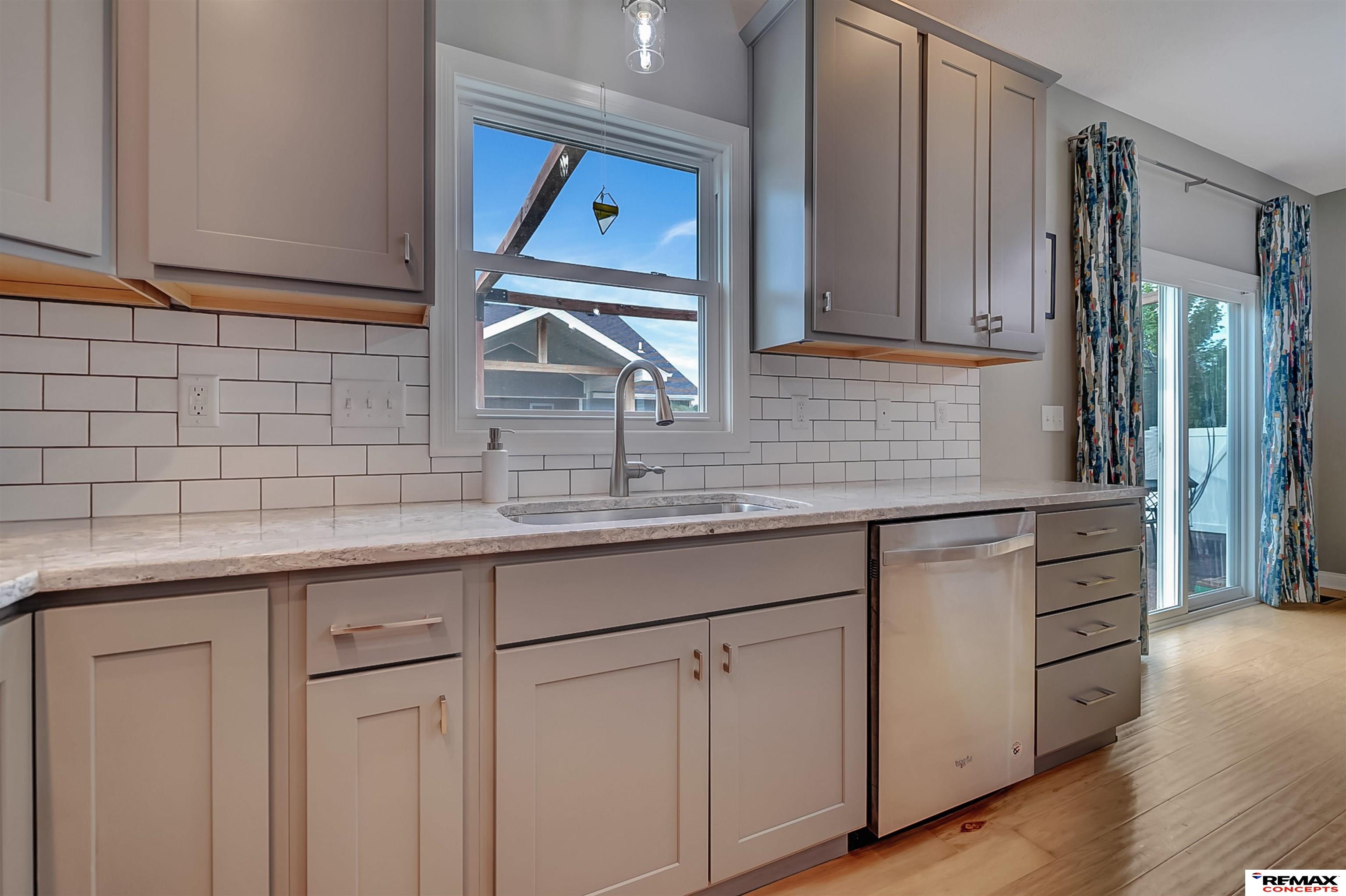 225 Knotty Pine Lane